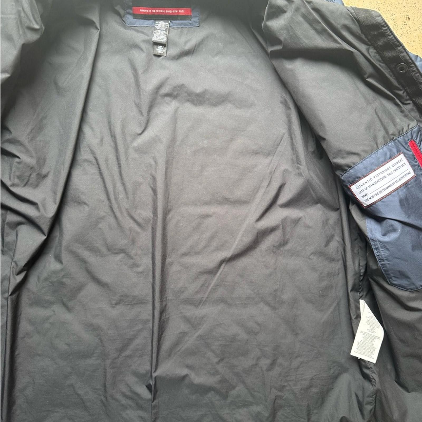 Victorinox Victorinox Men's Quilted Jacket - Navy XL Size US XL / EU 56 / 4 - 3 Thumbnail