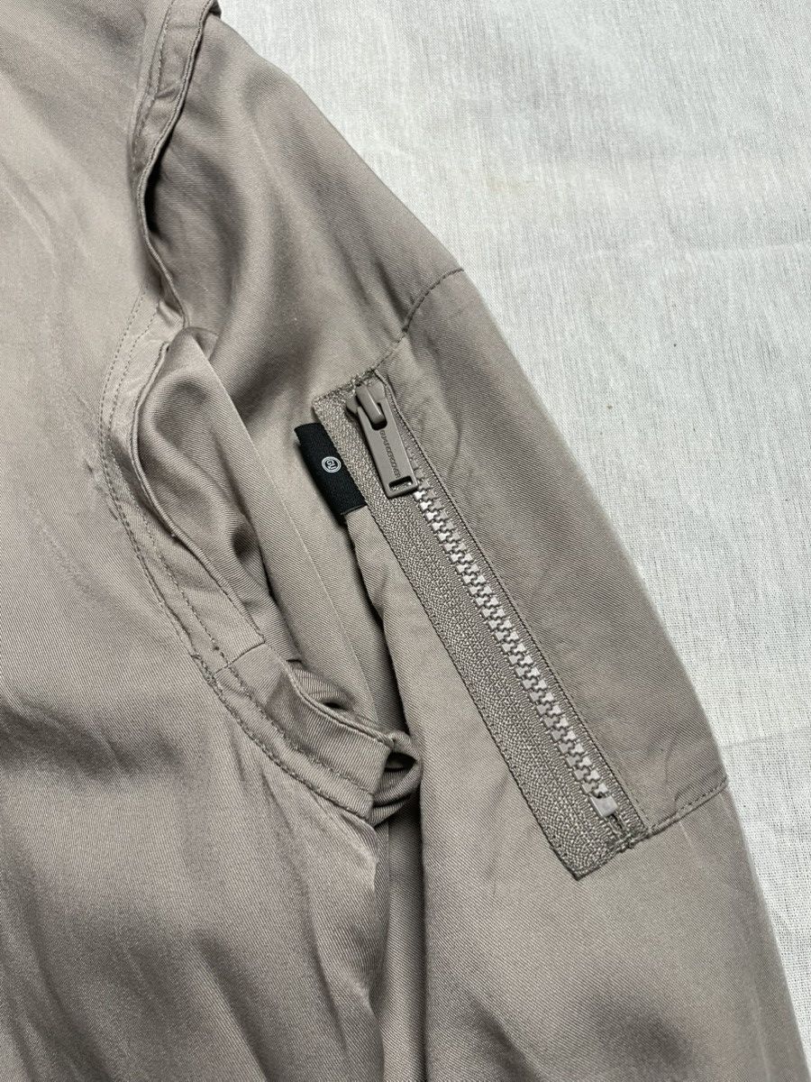 GU × Undercover GU x Undercover Size US L / EU 52-54 / 3 - 7 Thumbnail