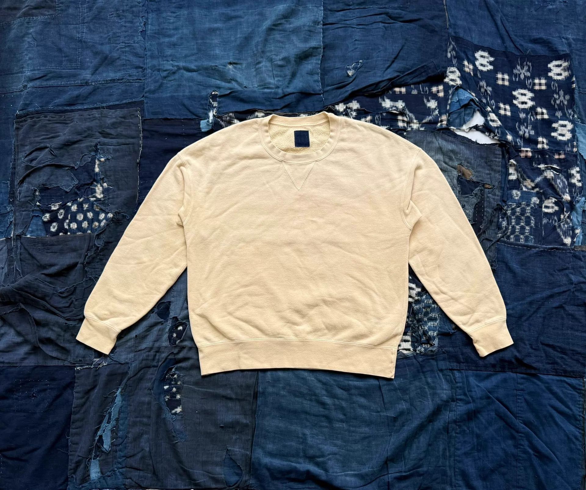 Visvim VISVIM 25AW ICT JUMBO SB L/S CRASH Crew Sweatshirt Beige 1 Size US S / EU 44-46 / 1 - 1 Thumbnail