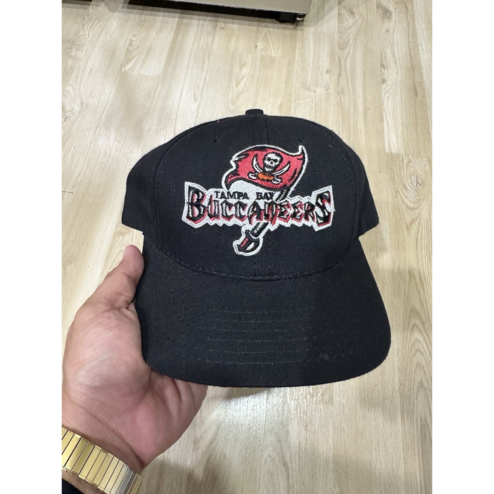 American Needle Vintage American Needle Tampa Bay Buccaneers Hat Size ONE SIZE - 1 Thumbnail