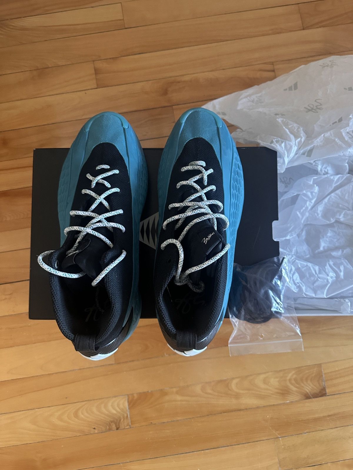 Adidas Adidas AE1 Size 12 US Men New Wave Size US 12 / EU 45 - 5 Thumbnail
