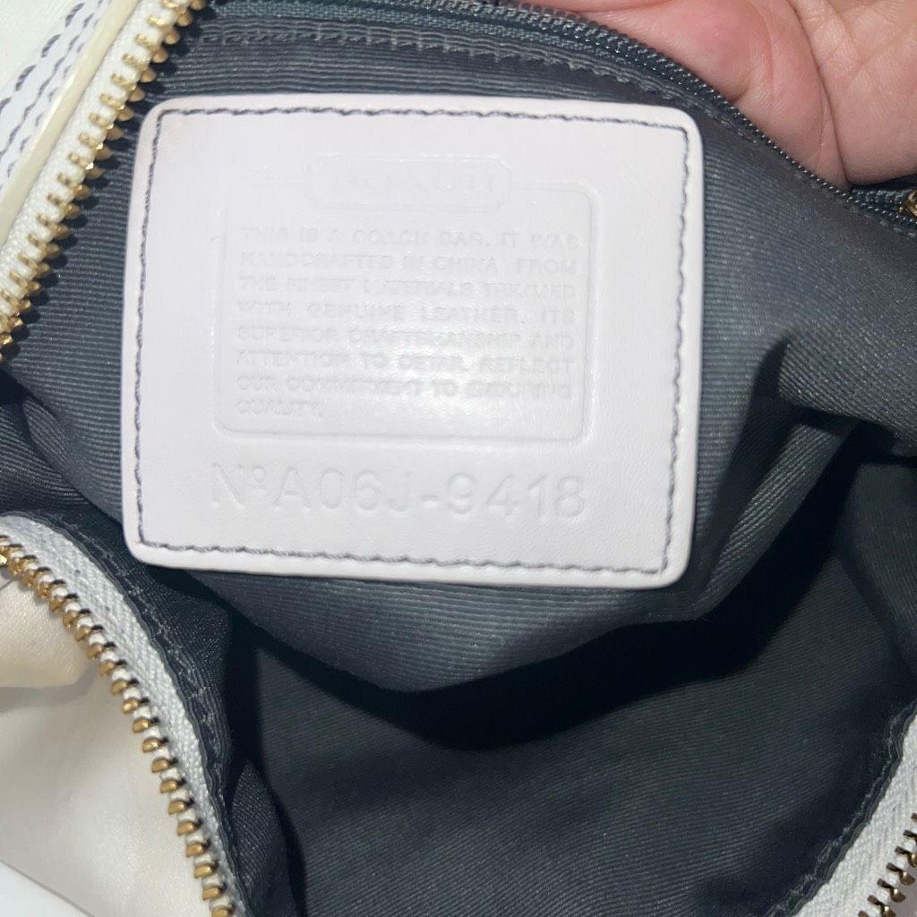 Coach Coach Vintage Ivory on White Signature Hobo Bag Size ONE SIZE - 3 Thumbnail