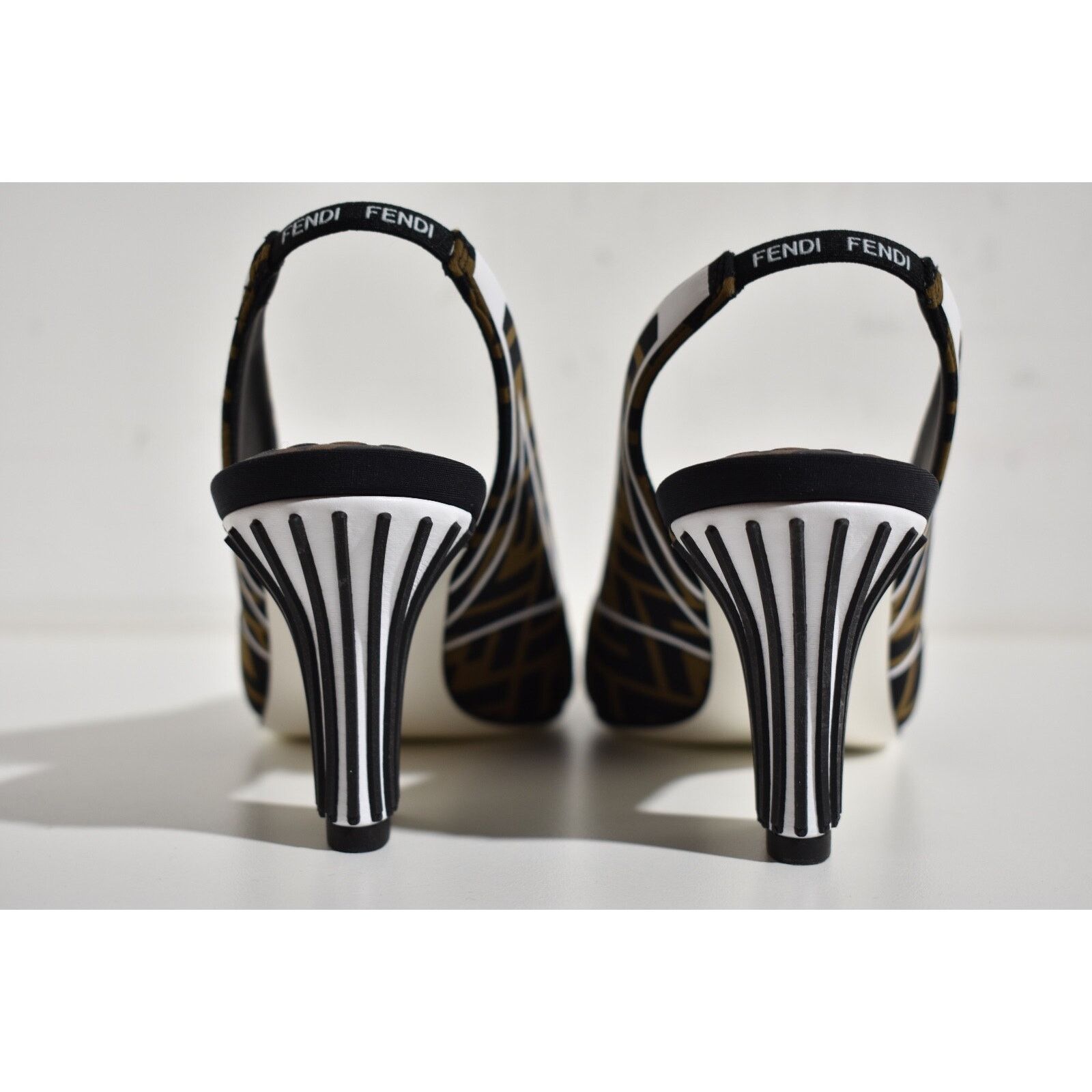 Fendi Freedom FF Logo Square Toe Slingback Heel Pump 39.5 Size US 9.5 / IT 39.5 - 8 Thumbnail