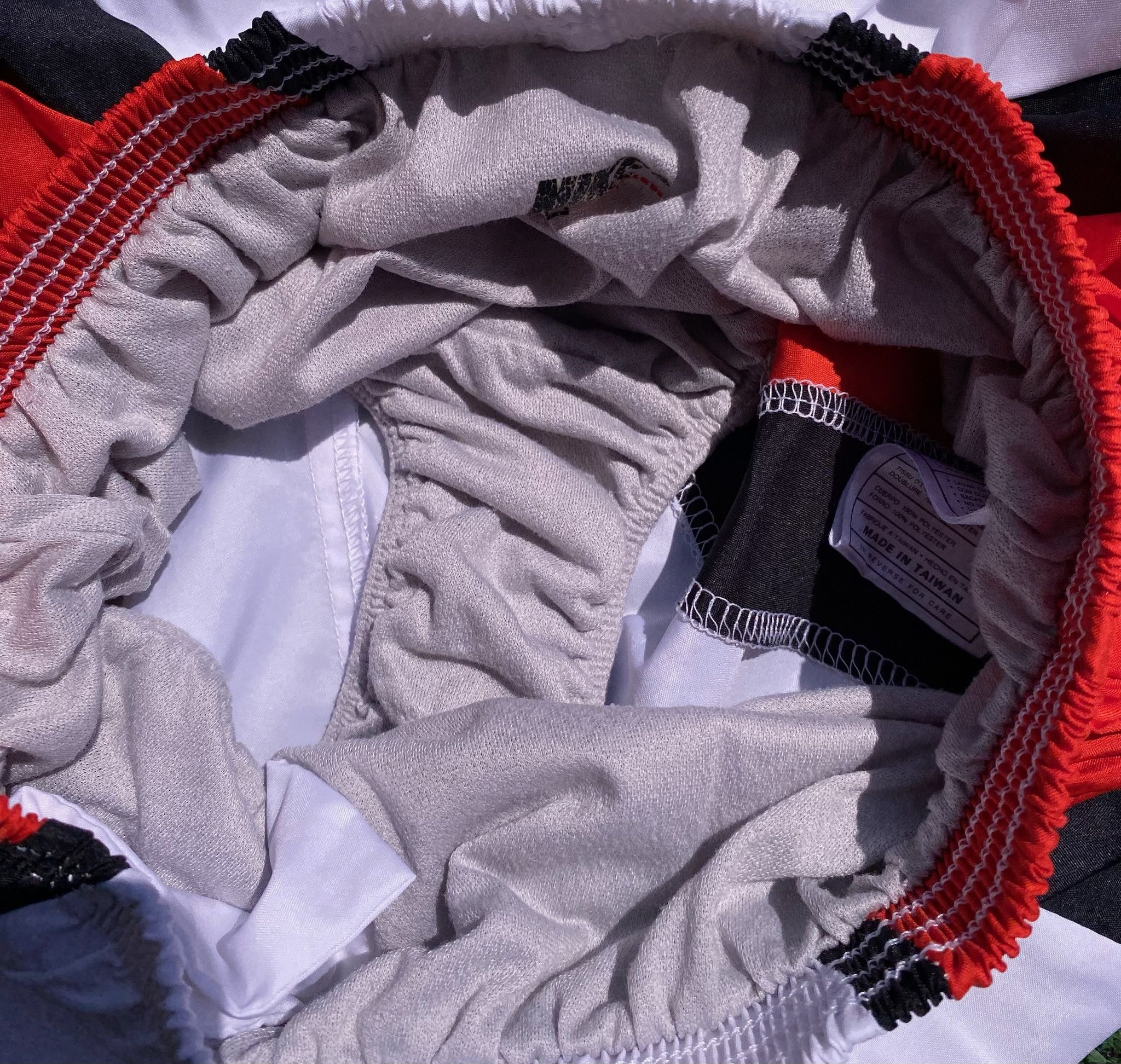 Nike 90’s Nike Red Black White Sprinter Shorts XS Size US 28 / EU 44 - 5 Thumbnail