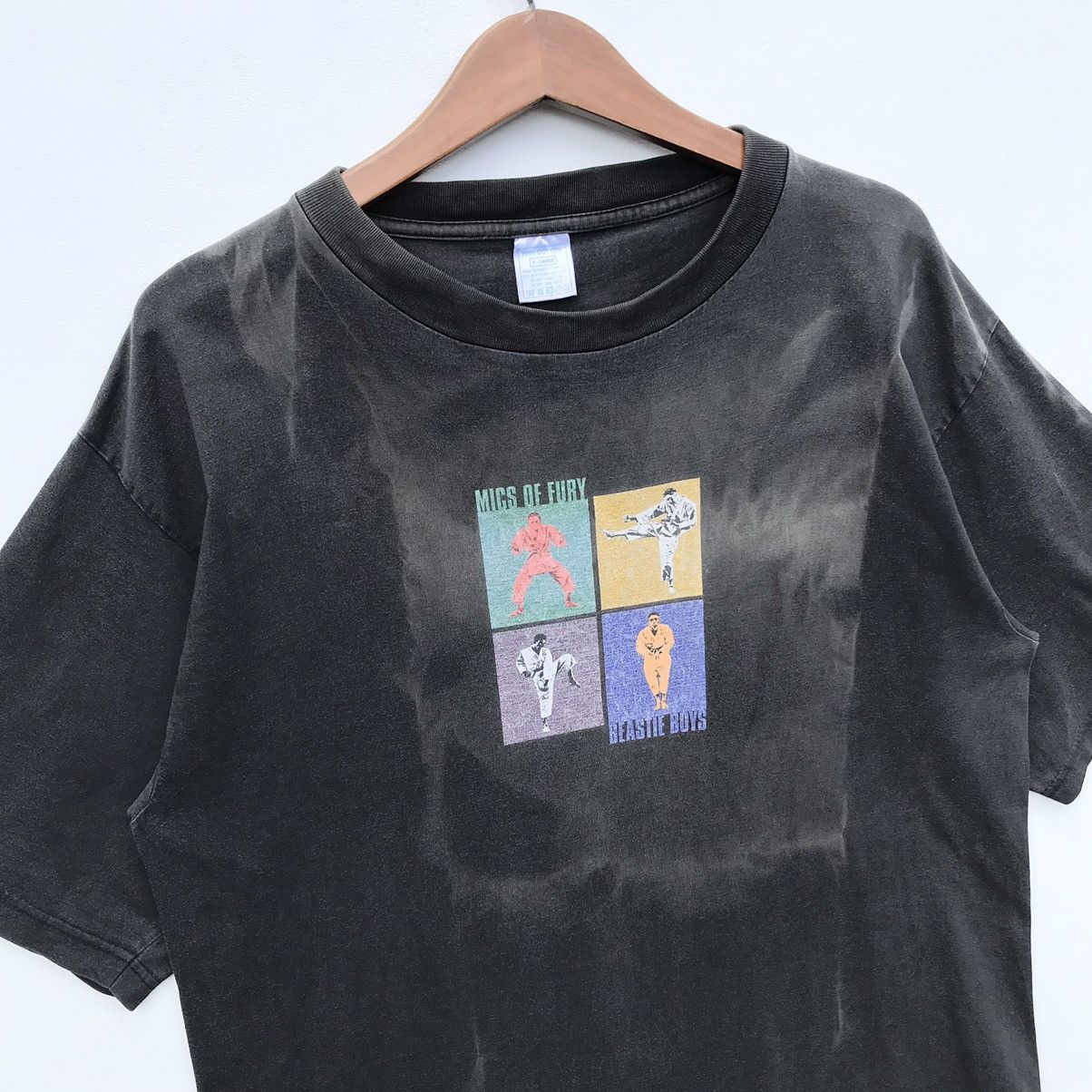 Band Tees 🔥Distressed🔥Vintage 1993 Beastie Boys Mics Of Fury Rap Tees Size US L / EU 52-54 / 3 - 5 Thumbnail