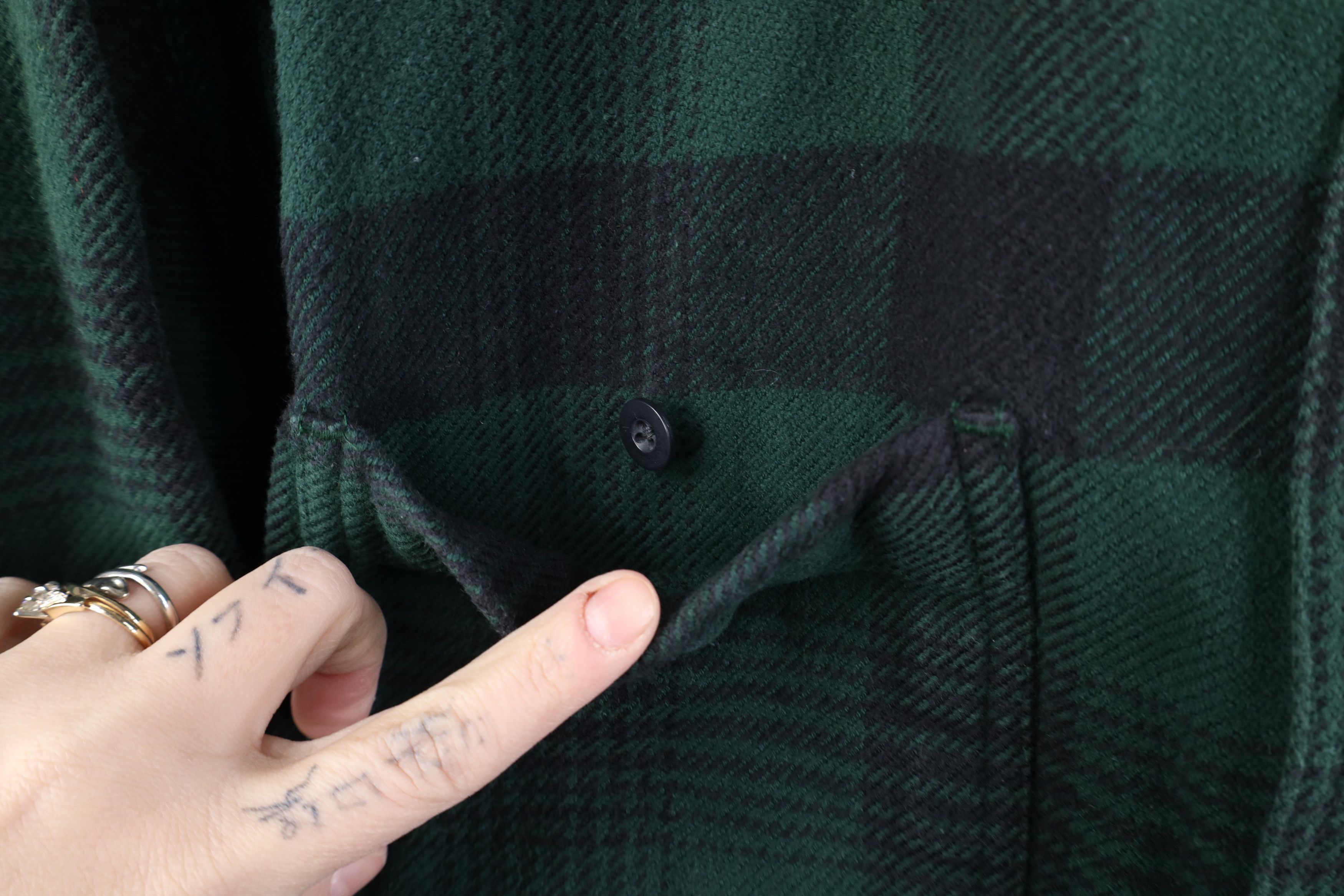 Cabelas Vintage 90s Cabelas Heavyweight Button Shirt Green Plaid Size US XL / EU 56 / 4 - 6 Thumbnail