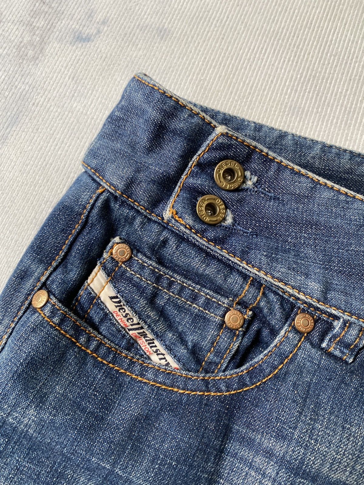 Diesel Vintage Diesel Low Rise Flare Blue Faded Denim Size US 28 / EU 44 - 12 Thumbnail