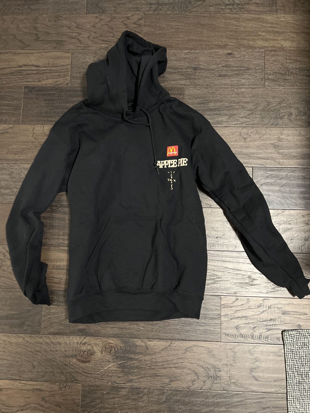 Travis Scott Apple Pie hotsell hoodie