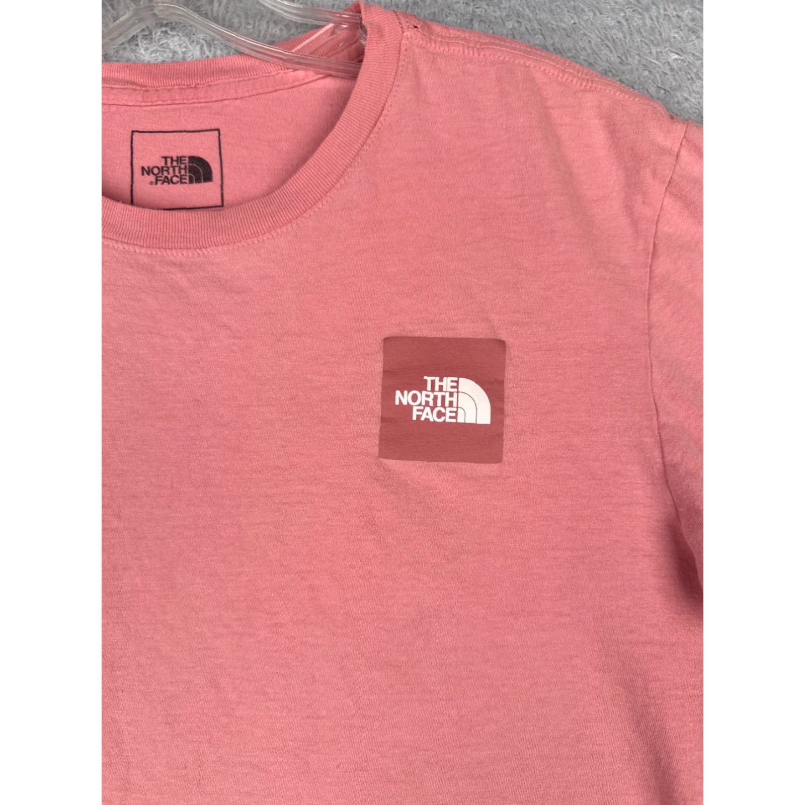 The North Face The North Face Shirt Men Small Petite Pink Short Sleeve Crew Neck Cotton Jersey Logo T-Shirt Mens 90s Outdoor Featured Size US S / EU 44-46 / 1 - 6 Thumbnail
