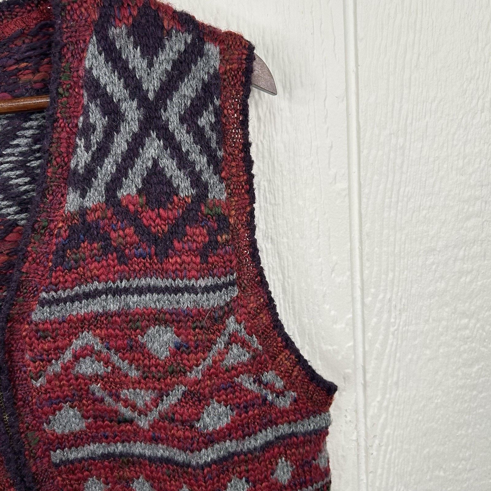 & Other Stories Vintage St. John’s Bay Aztec Style Zip-Up Sweater Vest Large Size L / US 10 / IT 46 - 6 Thumbnail