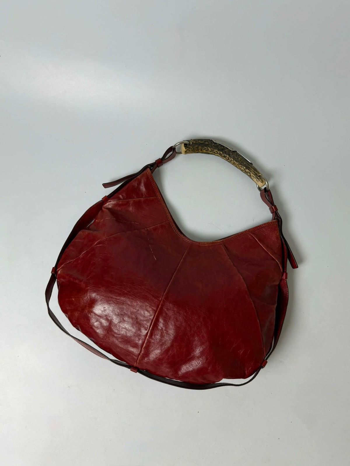 Saint Laurent Paris Yves Saint Laurent Red Leather Mombasa Hobo Bag Size ONE SIZE - 2 Thumbnail