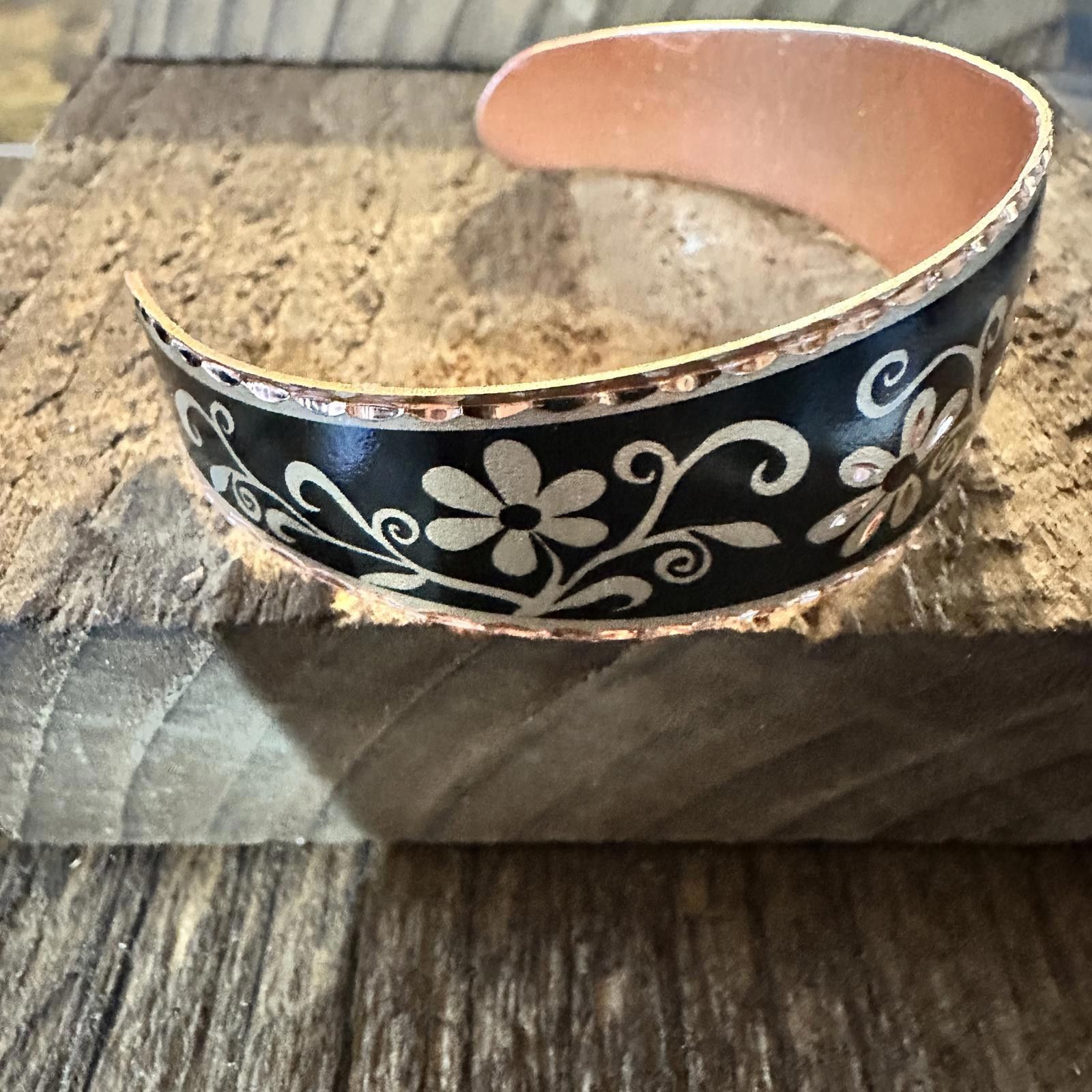 Other Handcrafted Diamond Cut Black Floral Design Copper Cuff Brac Size ONE SIZE - 4 Thumbnail