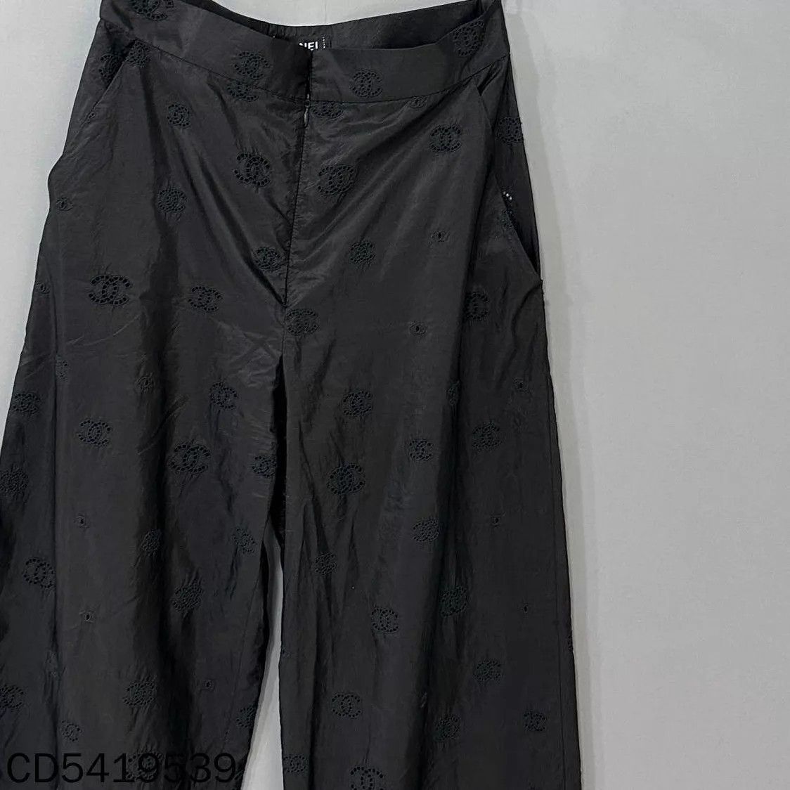 Chanel Chanel cutout all - over CC logo pants Size 27" / US 4 / IT 40 - 3 Thumbnail