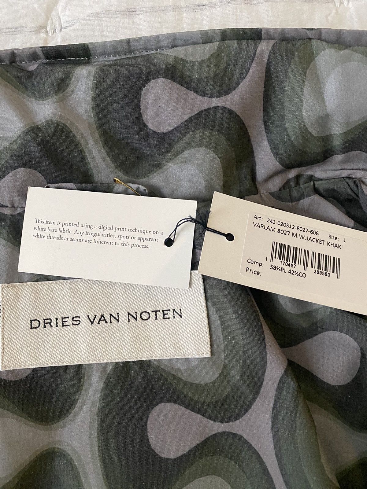 Dries Van Noten Dries Van Noten Varlam Printed Hooded Jacket Sz Large NWT Size US L / EU 52-54 / 3 - 11 Thumbnail