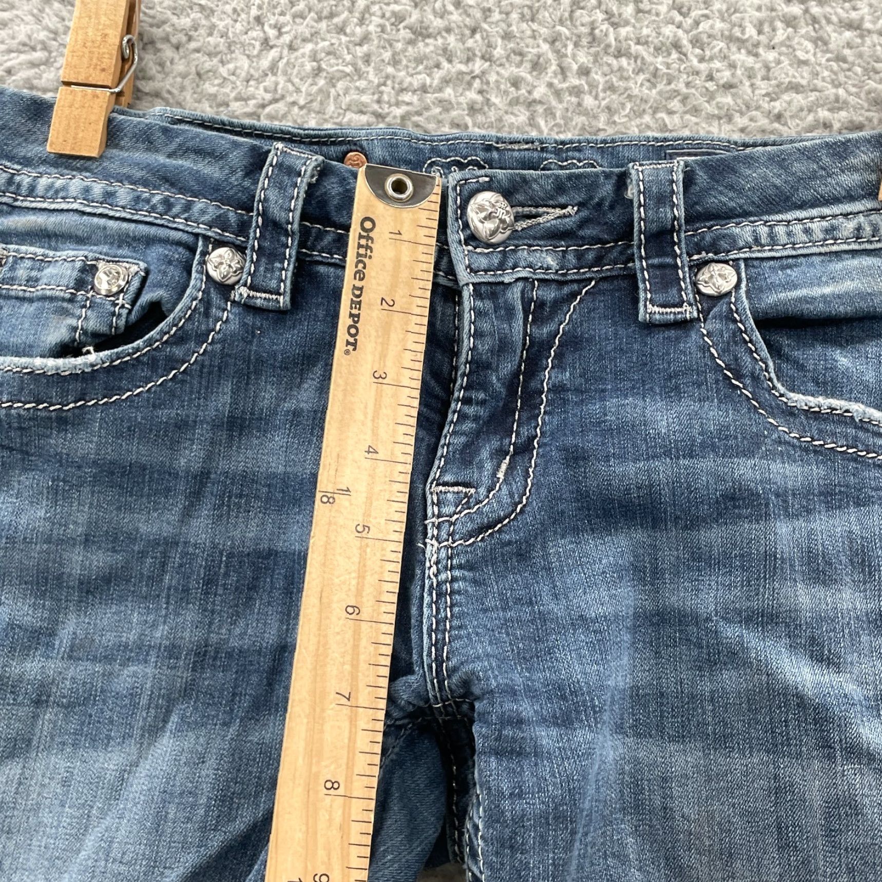 Miss Me Miss Me Jean Shorts Womens 30* Y2K Western Rodeo Grunge Daisy Cowboy Preppy 90's Size 30" / US 8 / IT 44 - 5 Thumbnail