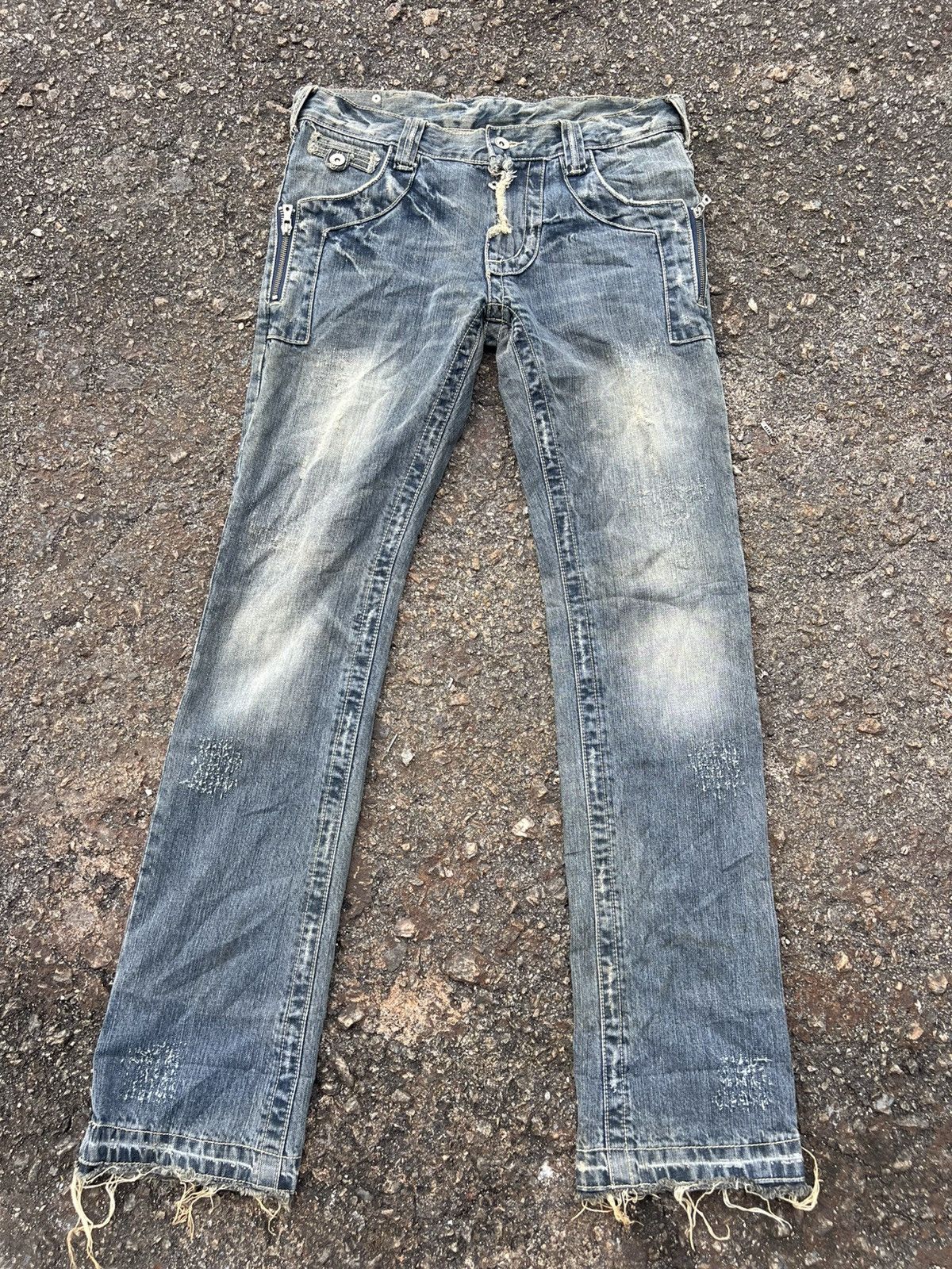semanticdesign Semanticdesign Distressed Jeans Size US 32 / EU 48 - 1 Thumbnail