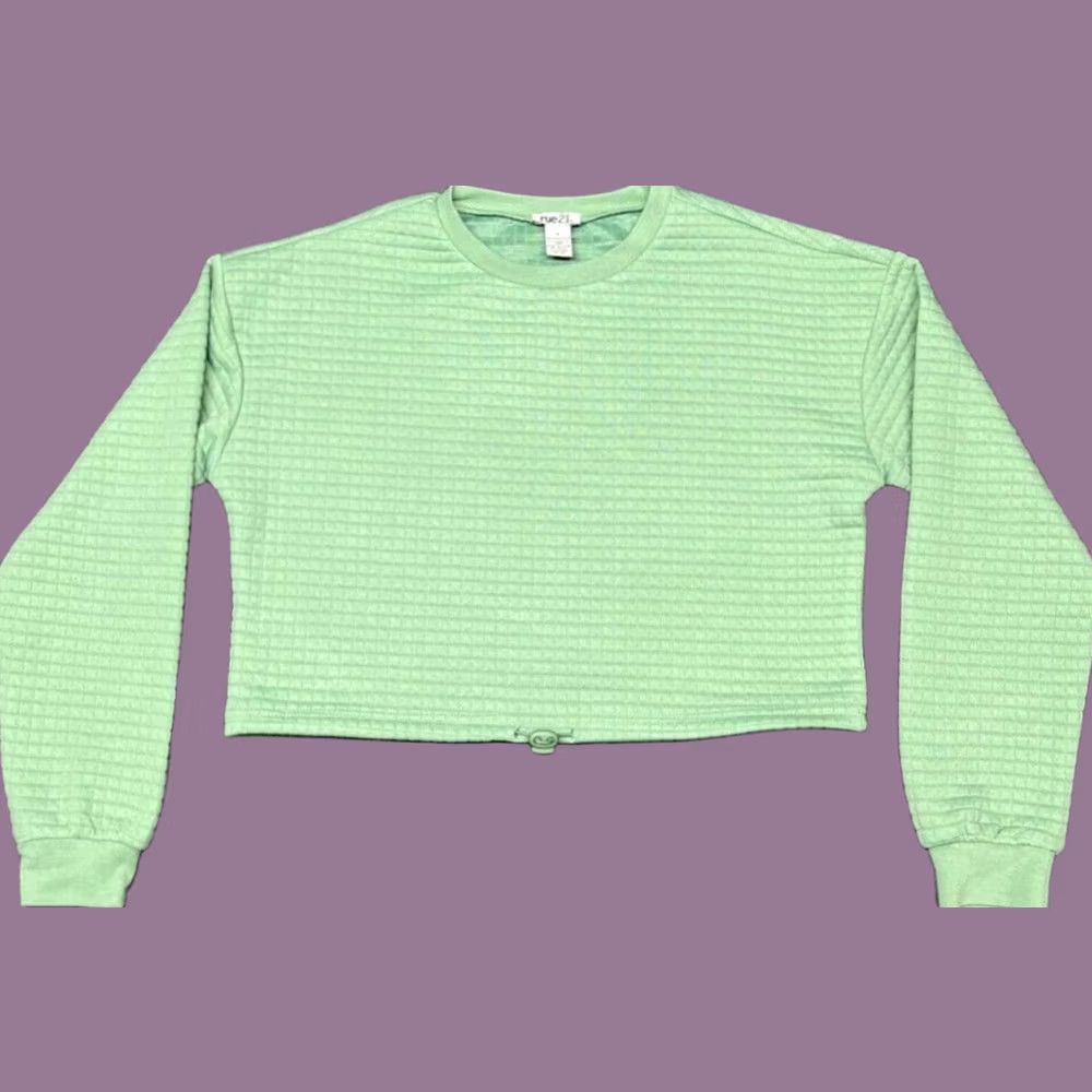 Vintage VINTAGE Rue21 Cropped Sweatshirt Womens S Green Long Sleeve Bungee Toggle Quilted New Size S / US 4 / IT 40 - 1 Thumbnail