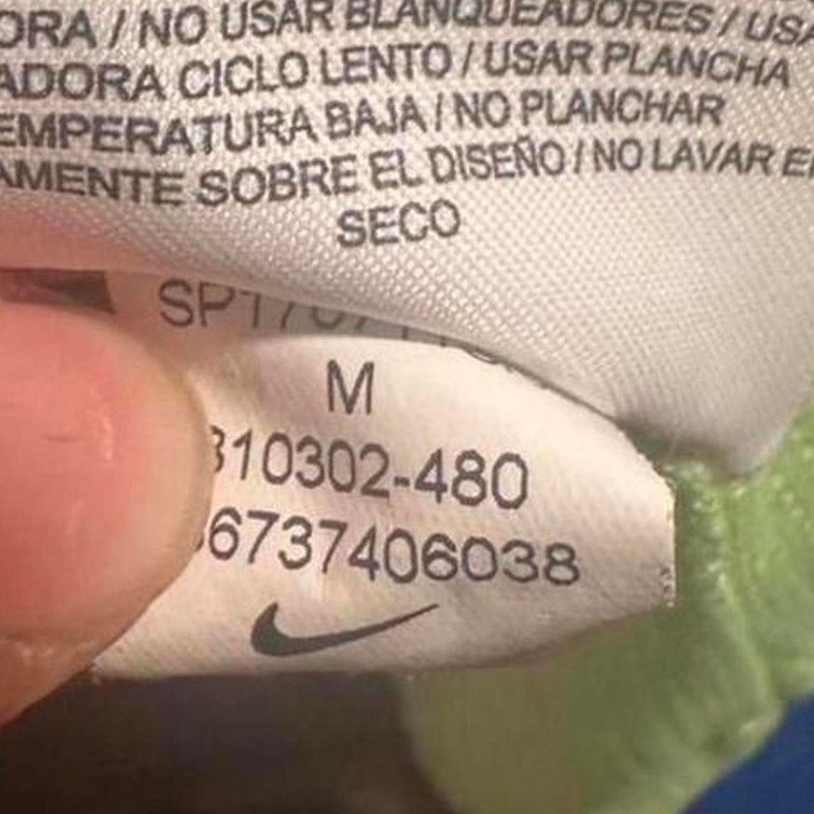 Nike Nike 2013 barcelona fc windbreaker medium Size US M / EU 48-50 / 2 - 8 Thumbnail