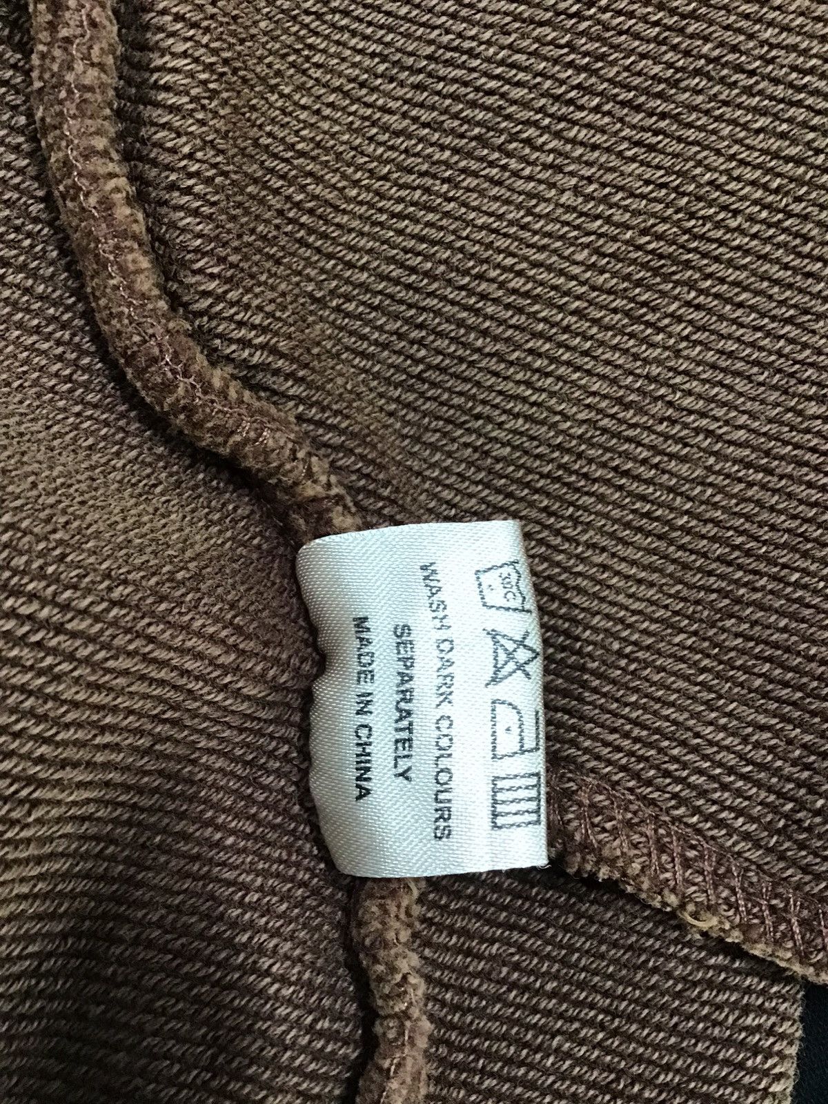 Other YESTERDAY IS DEAD MADE WITH CARE CORE SHORTS Size US 38 / EU 54 - 8 Thumbnail