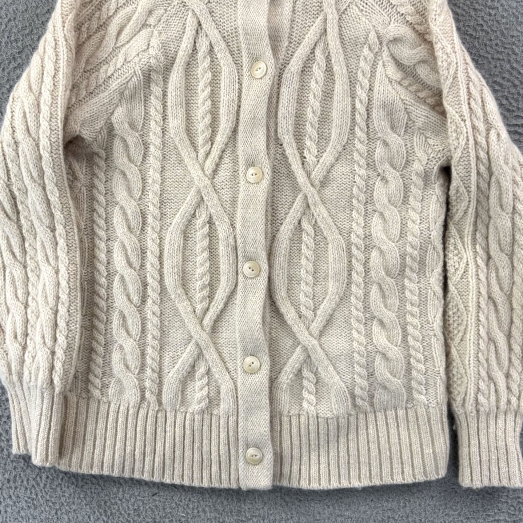 Vintage VINTAGE LL Bean Sweater Womens Medium Petite Ivory Mock Neck Wool Alpaca Cardigan Preppy Size M / US 6-8 / IT 42-44 - 2 Thumbnail