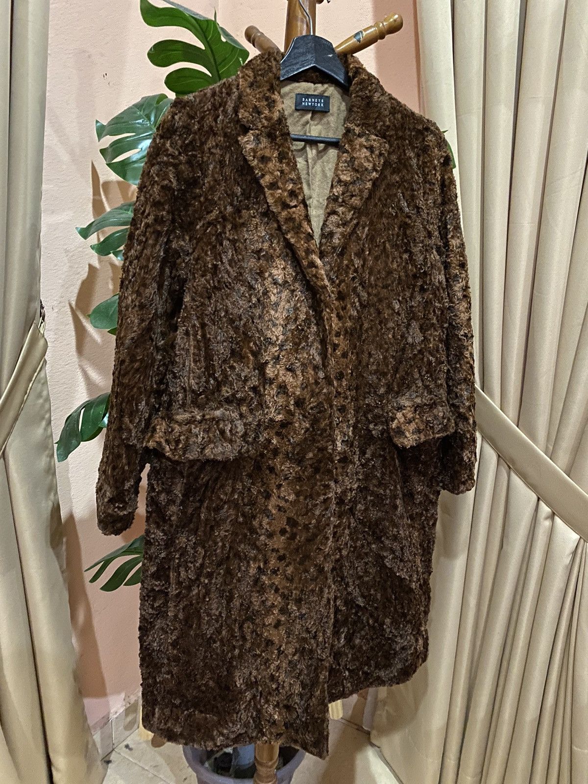 Barneys New York Barney’s New York Vintage Brown Faux Fur Coat Size XS / US 0-2 / IT 36-38 - 3 Thumbnail