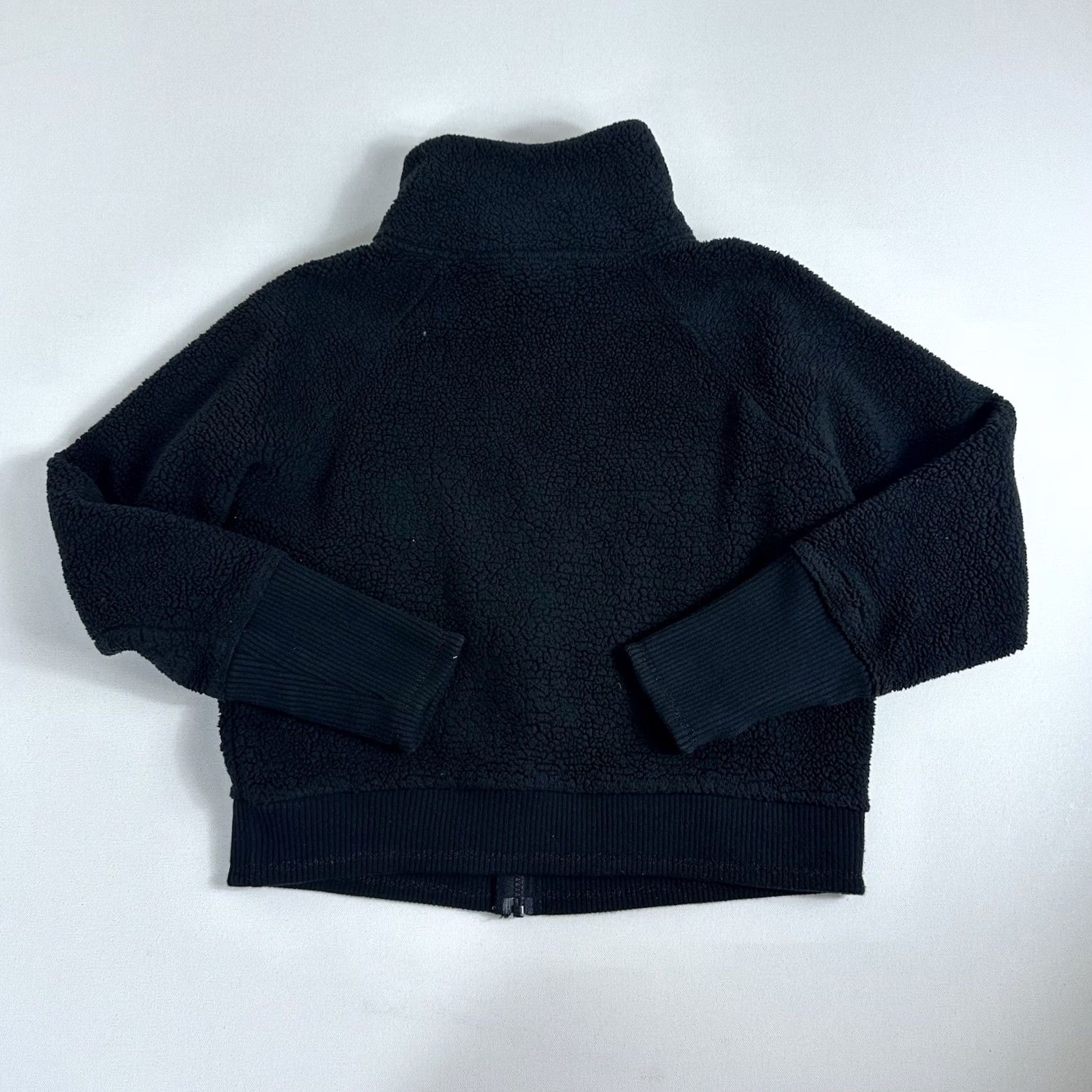 Athleta Athleta Tugga Sherpa Teddy Jacket Full Zip Women’s Black Size M Tree? Size M / US 6-8 / IT 42-44 - 2 Thumbnail