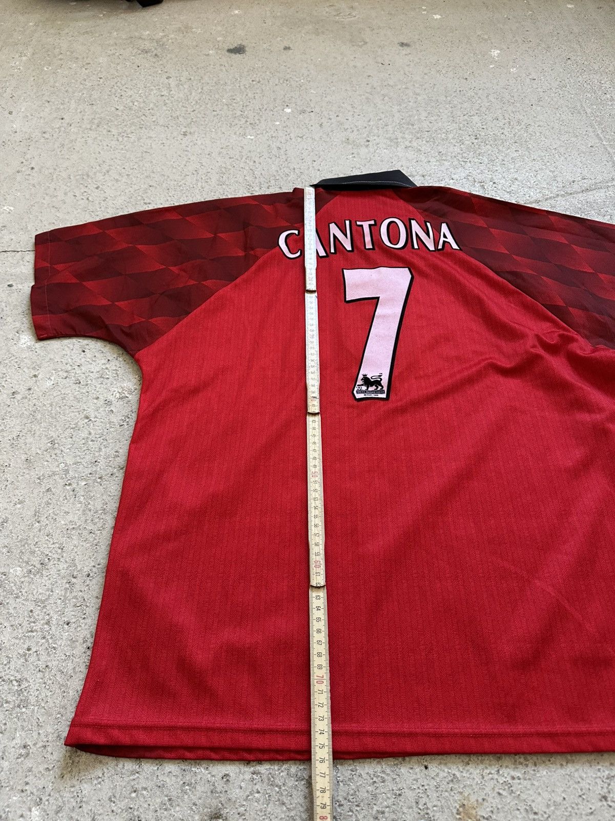 Umbro Vintage Umdro Machster United #7 Cantona Sharp 1996-1998 Size US L / EU 52-54 / 3 - 12 Thumbnail