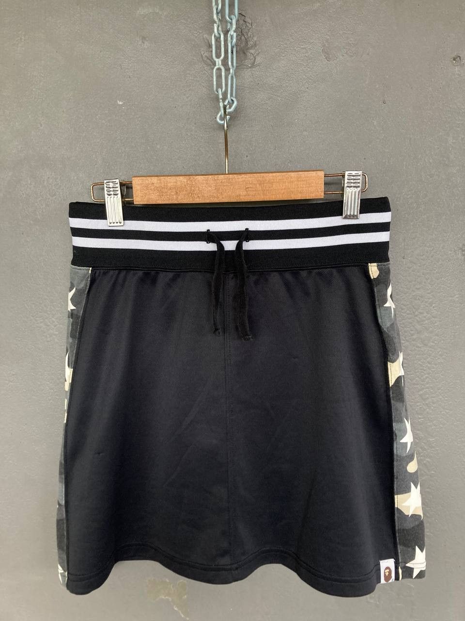 Bape Bape GITD Skirt Size 26" / US 2 / IT 38 - 1 Thumbnail