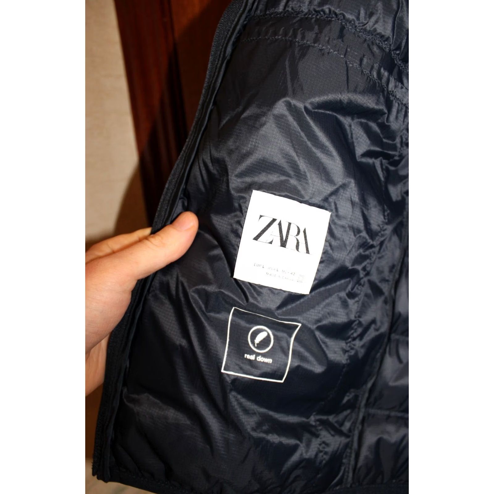 Zara VINTAGE Zara real down Puffer jacket Microdown Blue L Unisex Adults Autumn Winter Sports Theme Size US L / EU 52-54 / 3 - 5 Thumbnail