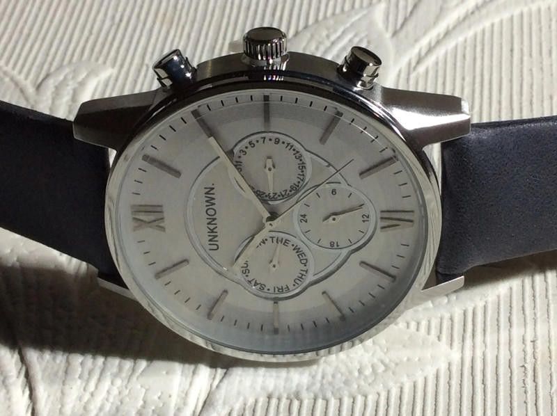 Designer Unknown men's white dial leather strap watch Size ONE SIZE - 7 Thumbnail