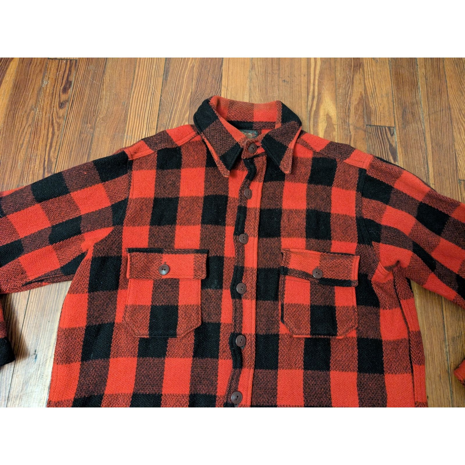Woolrich Woolen Mills Vintage Woolrich Buffalo Plaid Wool Flannel Shacket 53/17 M Size US M / EU 48-50 / 2 - 3 Thumbnail