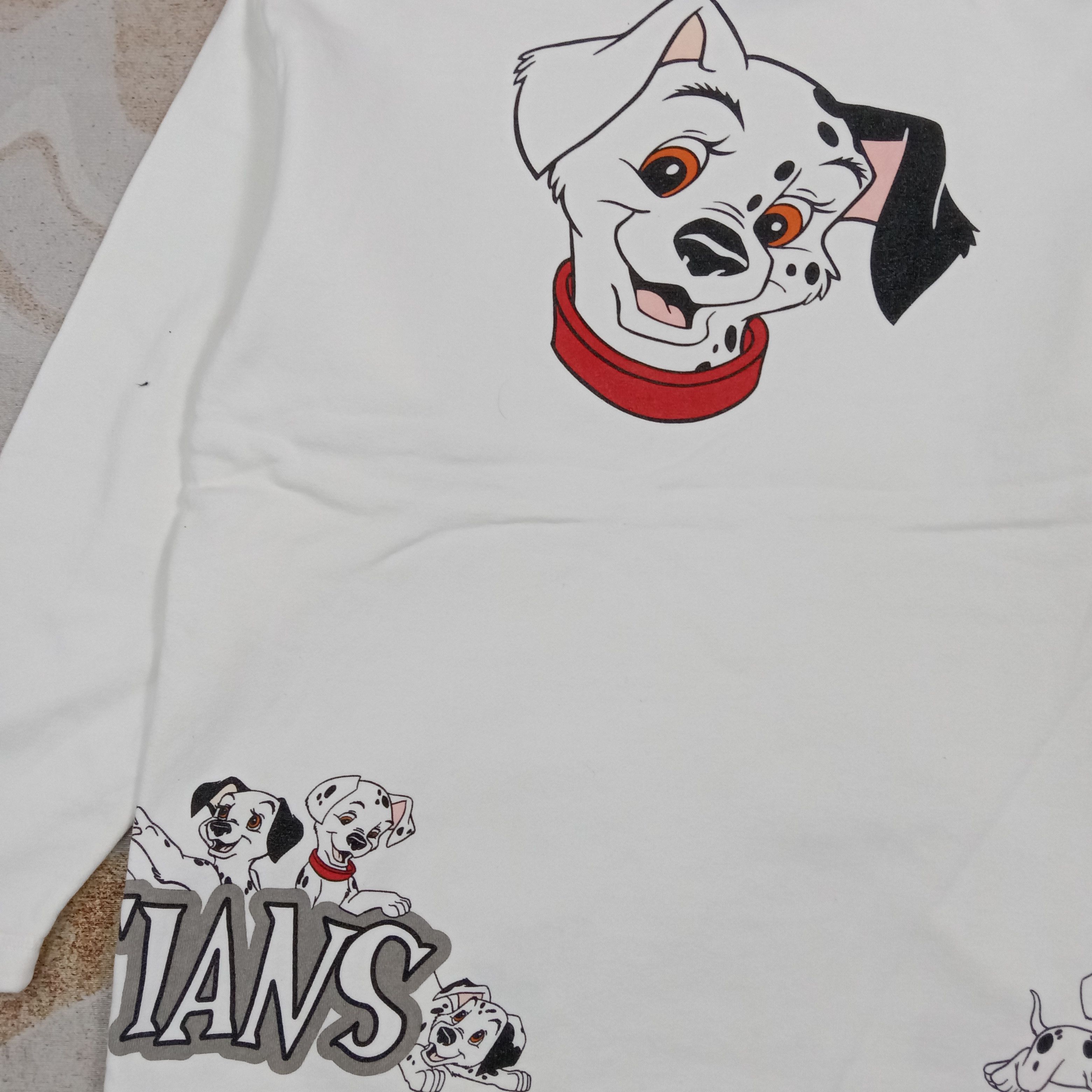 Disney 90's 101 Dalmatians Tokyo Disney Sweatshirt C283N26 Size US M / EU 48-50 / 2 - 5 Thumbnail