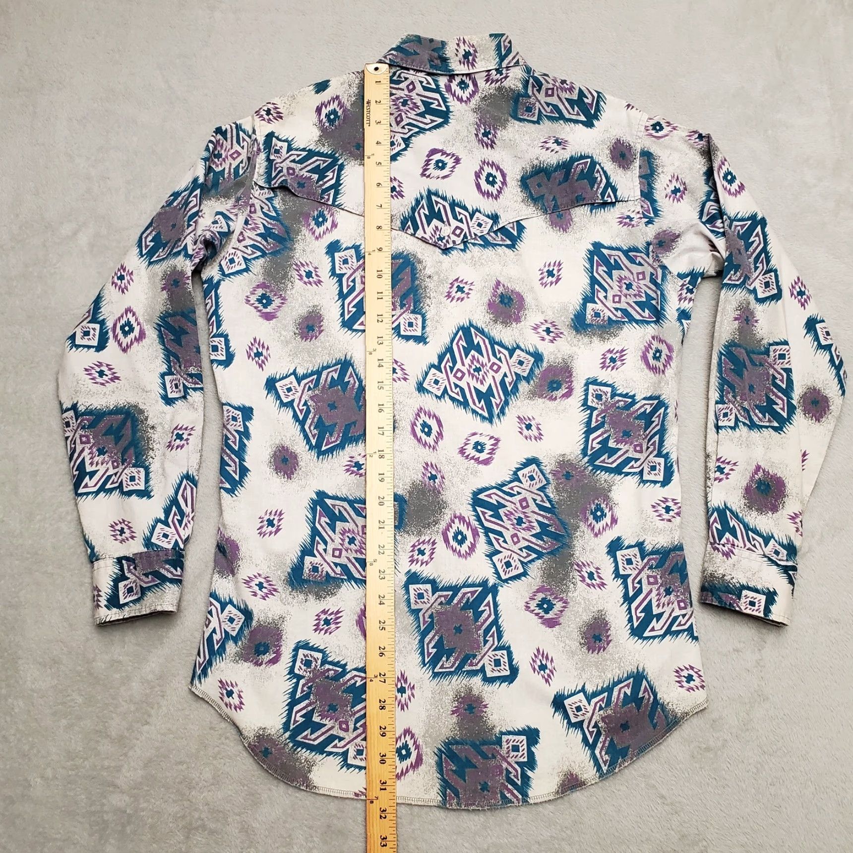 Wrangler Wrangler Shirt Mens Blue Aztec Western Cowboy Cut X Long Tails Yoke Top VINTAGE Western Shirt Mens Blue Aztec Geometric Cowboys Event Cowboy Mens Size US M / EU 48-50 / 2 - 7 Thumbnail