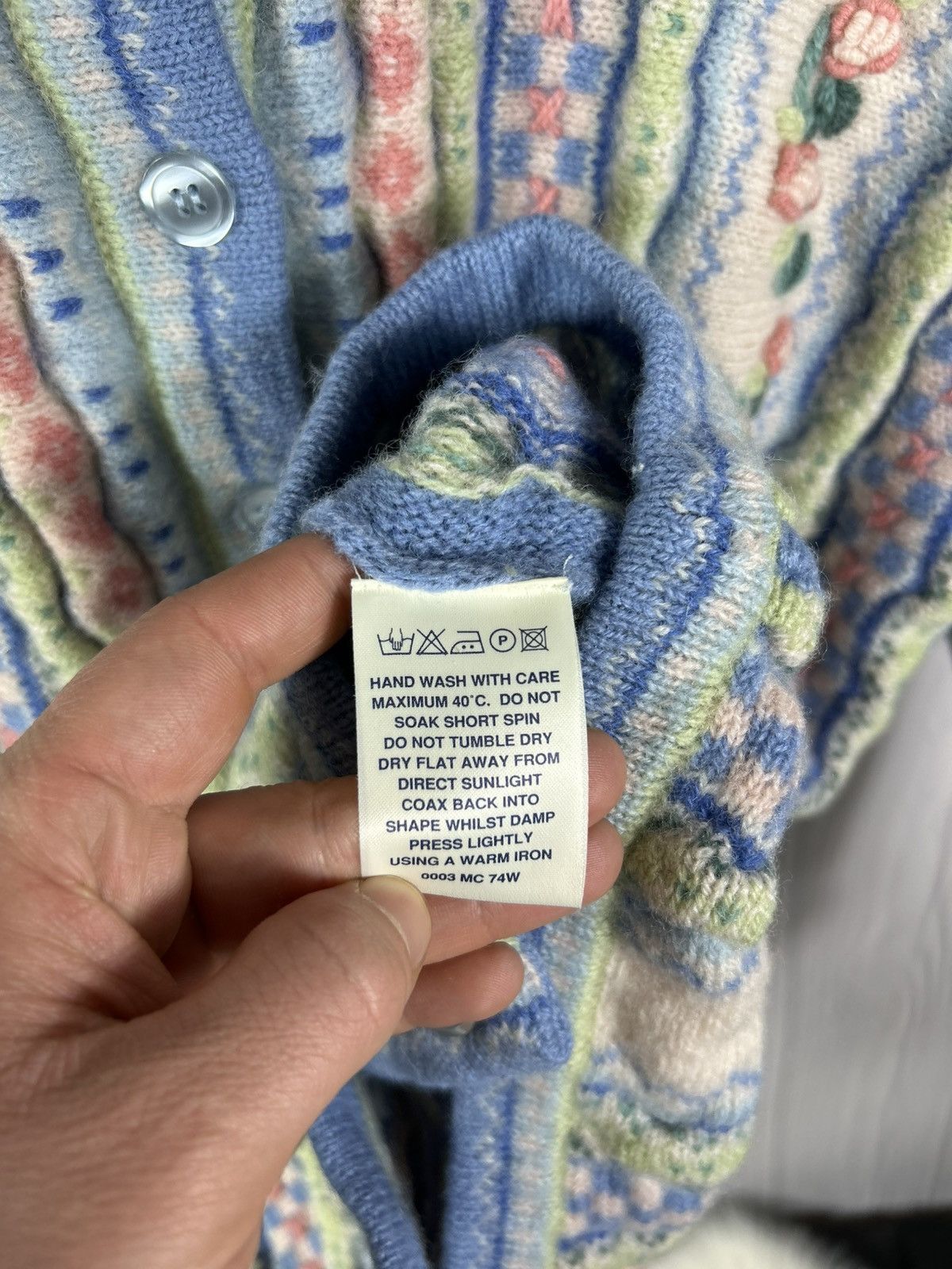 Vintage Vintage Tulchan 1998 Wool Cardigan Floral Size M/L S/S 98 Size L / US 10 / IT 46 - 9 Thumbnail