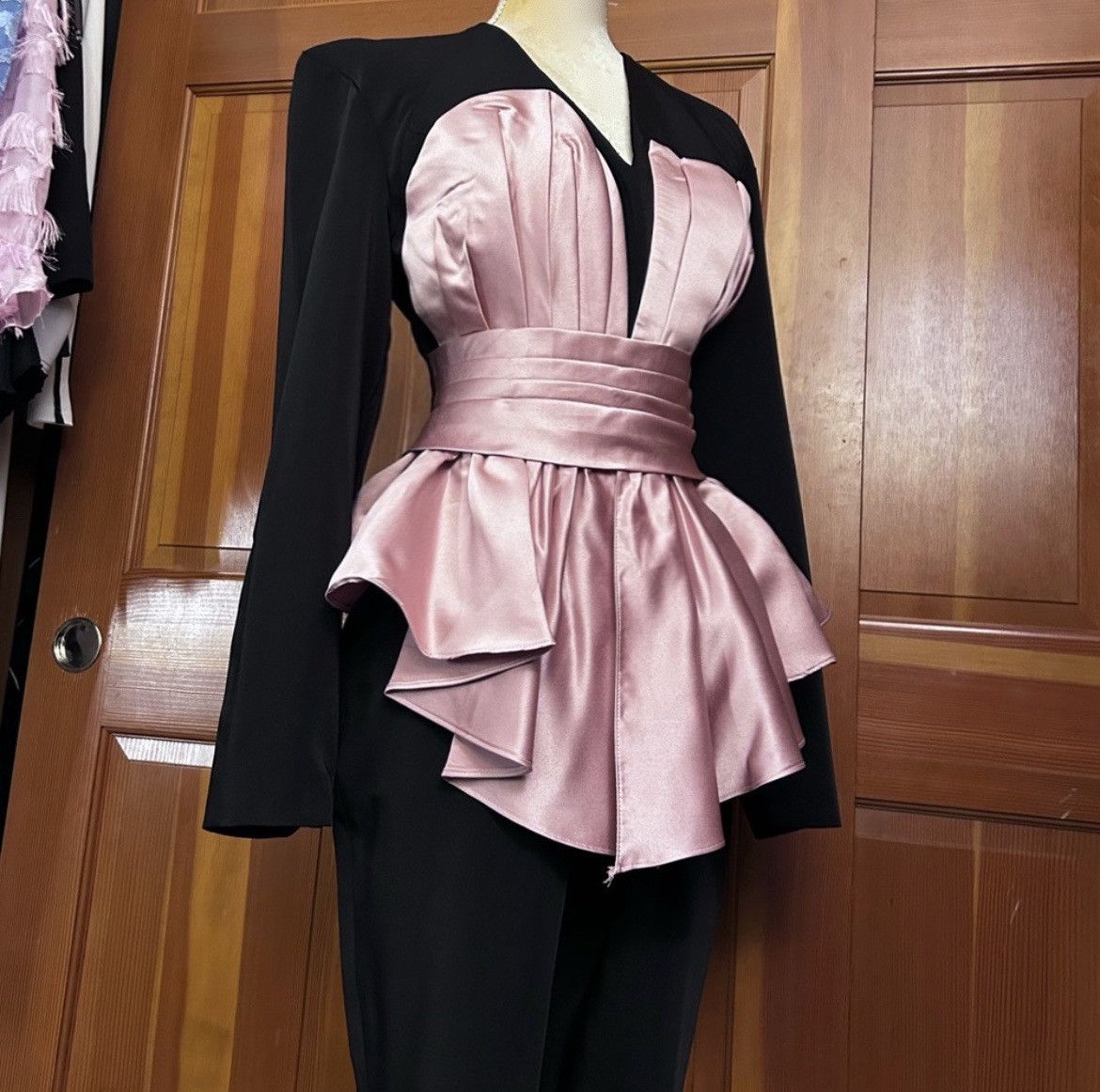 Designer × Other NWT, Lavishly Paris Women’s Couture Designer Suit Set. Size M / US 6-8 / IT 42-44 - 2 Thumbnail