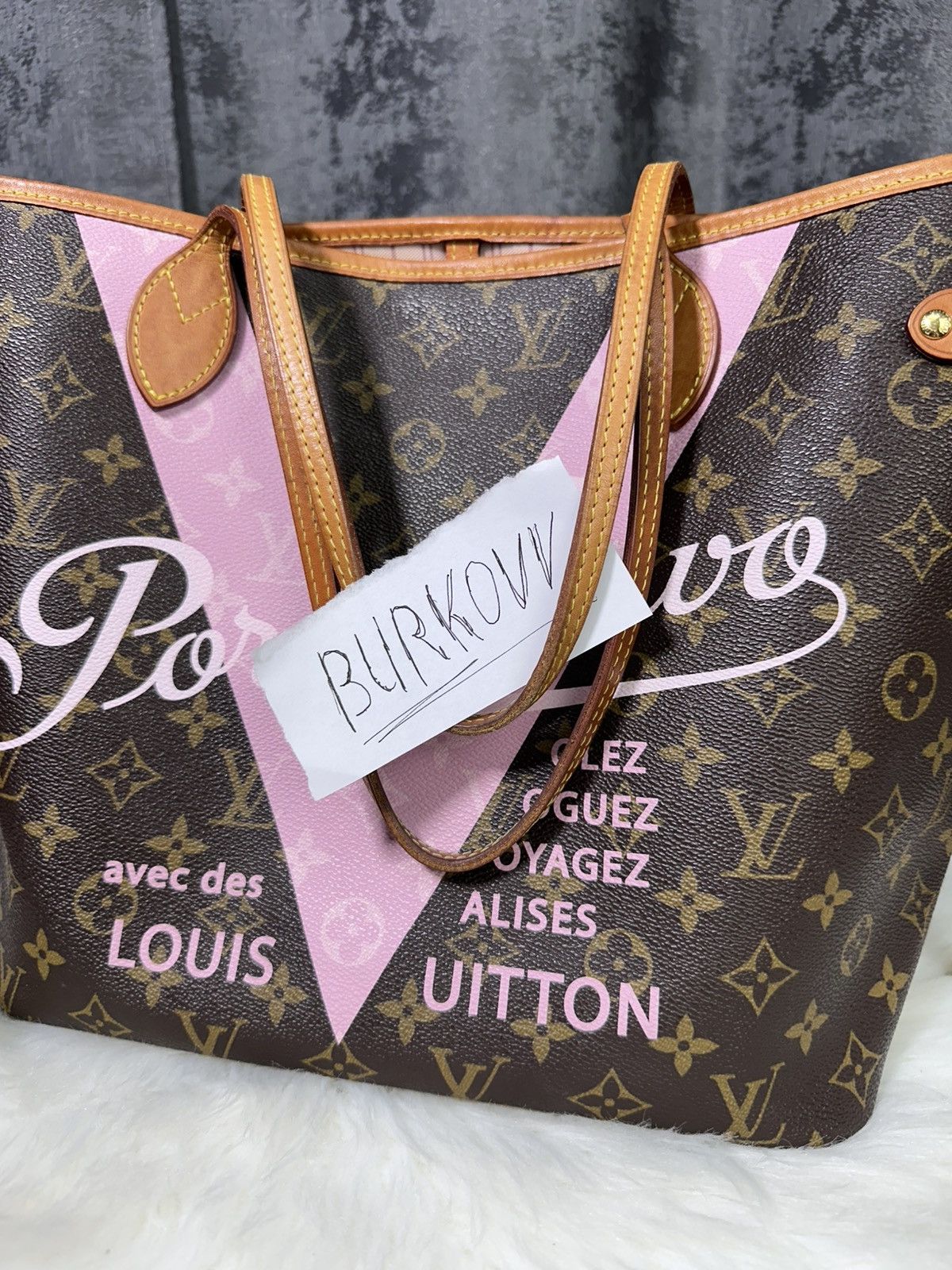 Designer × Louis Vuitton Louis Vuitton LIMITED EDITION V Neverfull bag ballerine rose Size ONE SIZE - 13 Thumbnail