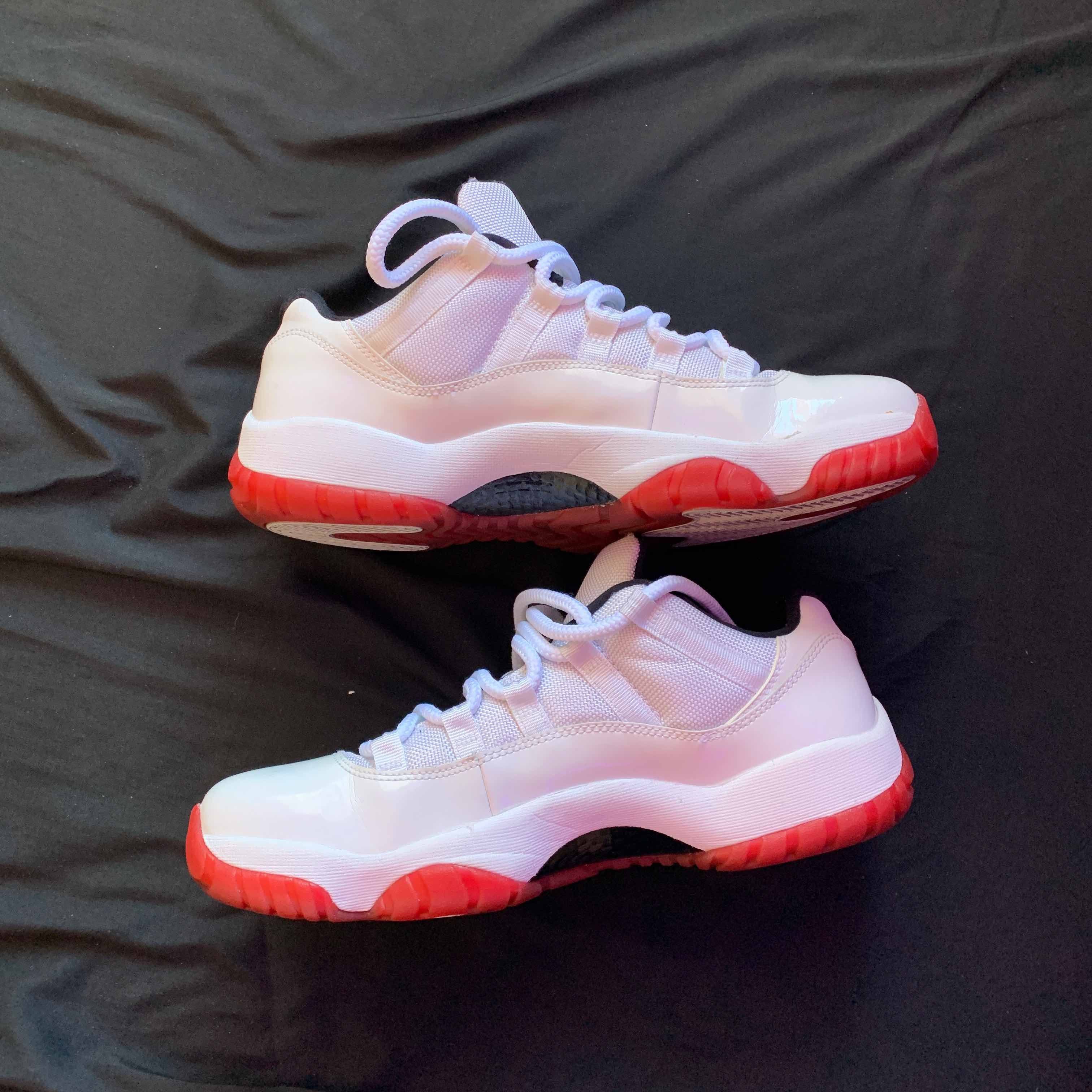 Jordan 11 cherry bottom best sale