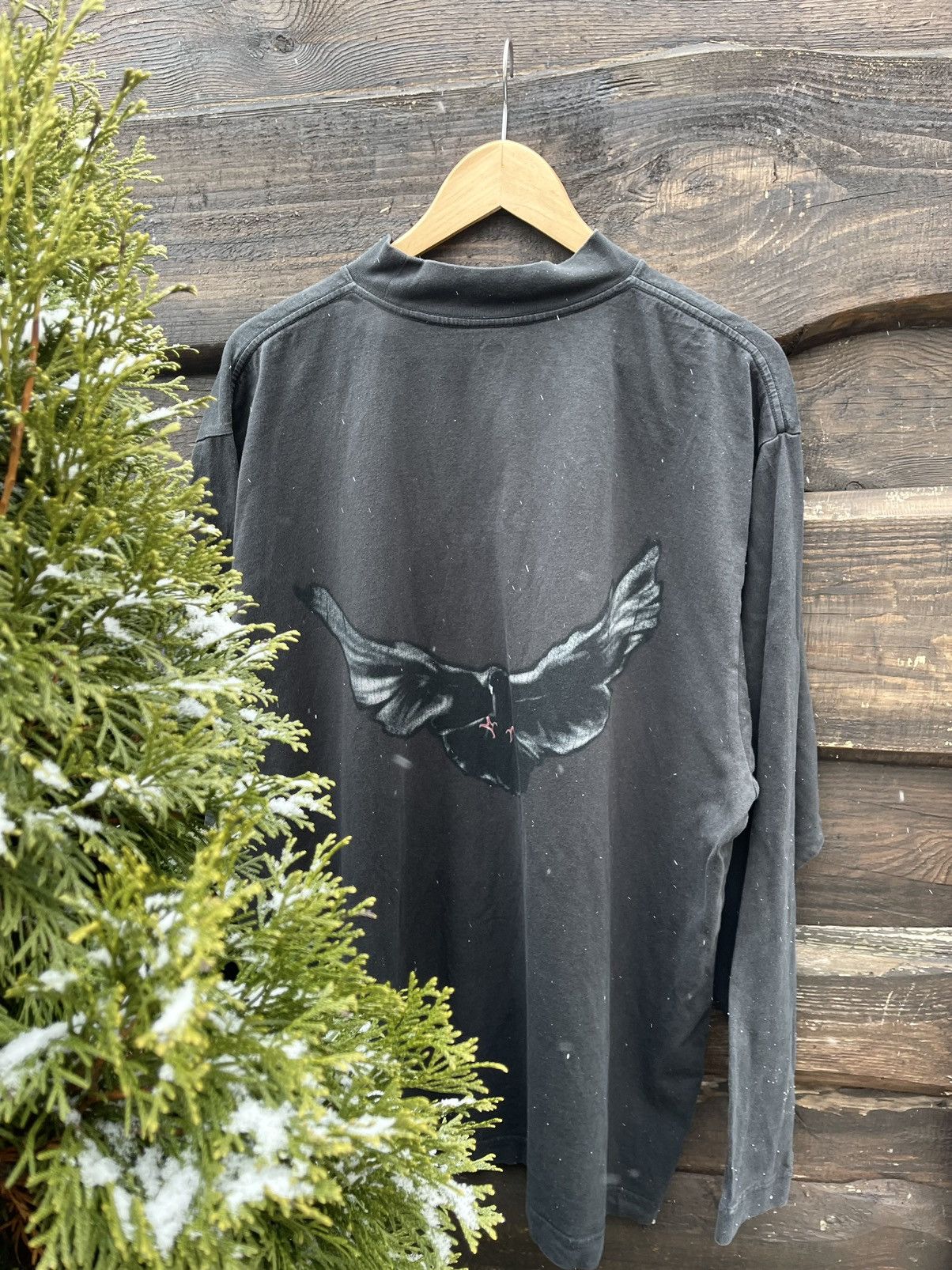 Balenciaga × Gap × Kanye West YEEZY GAP ENGINEERED BY BALENCIAGA DOVE LONGSLEEVE TEE BLACK Size US S / EU 44-46 / 1 - 7 Thumbnail
