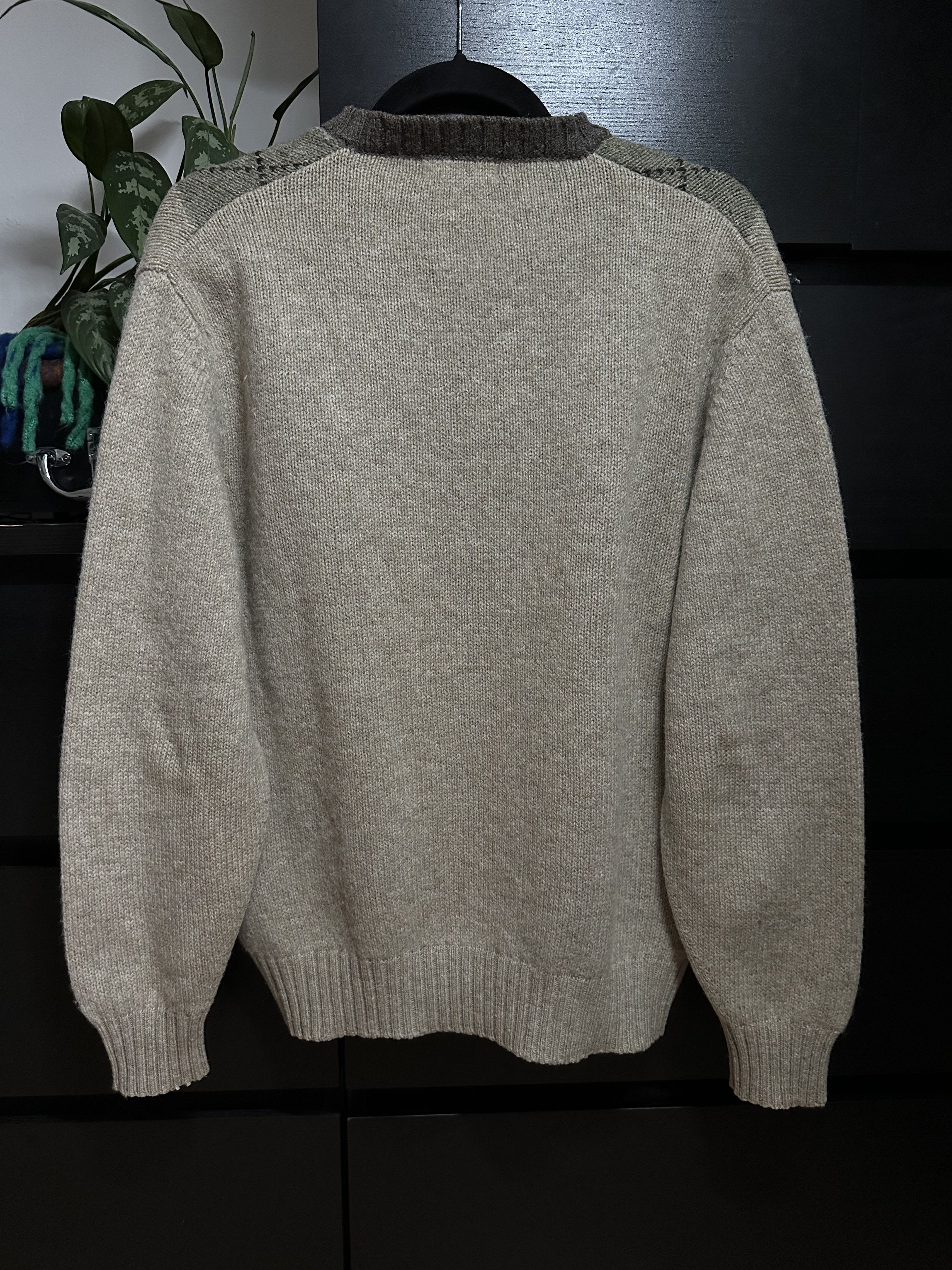Burberry Vintage Burberry beige wool sweater Size US M / EU 48-50 / 2 - 2 Thumbnail