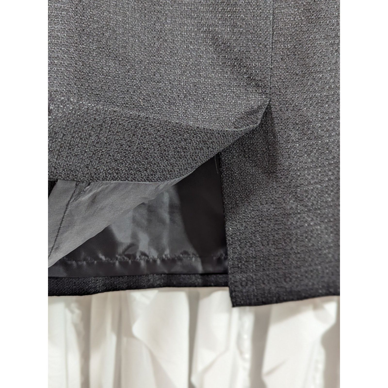 Evan Picone Size 8 Black Lined Knee Length Pencil Skirt Vintage Y2K Size 30" / US 8 / IT 44 - 5 Thumbnail