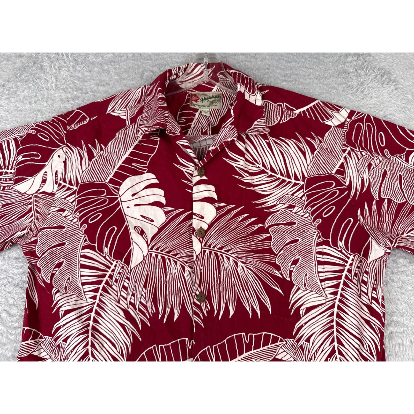 Hilo Hattie Hilo Hattie Men Hawaiian Shirt Large Red White Palm Leaf 100% Cotton Made USA Shirt Mens Floral Resort Aloha Luau Vacation 60s 70s 80s? Size US L / EU 52-54 / 3 - 4 Thumbnail