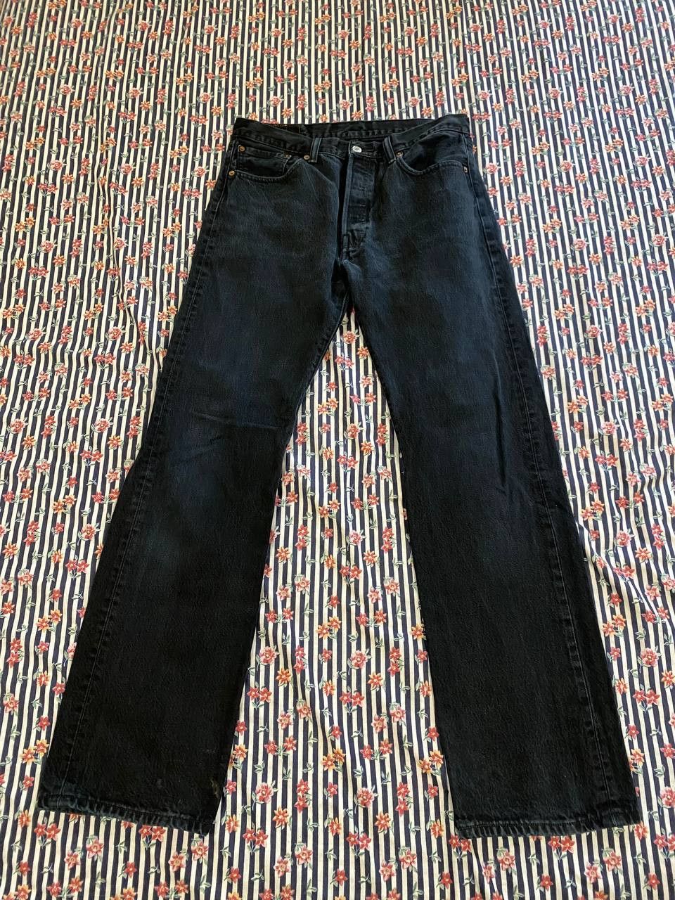 Levi's Vintage Levi's 501 Black Distressed Jeans Size US 34 / EU 50 - 15 Thumbnail