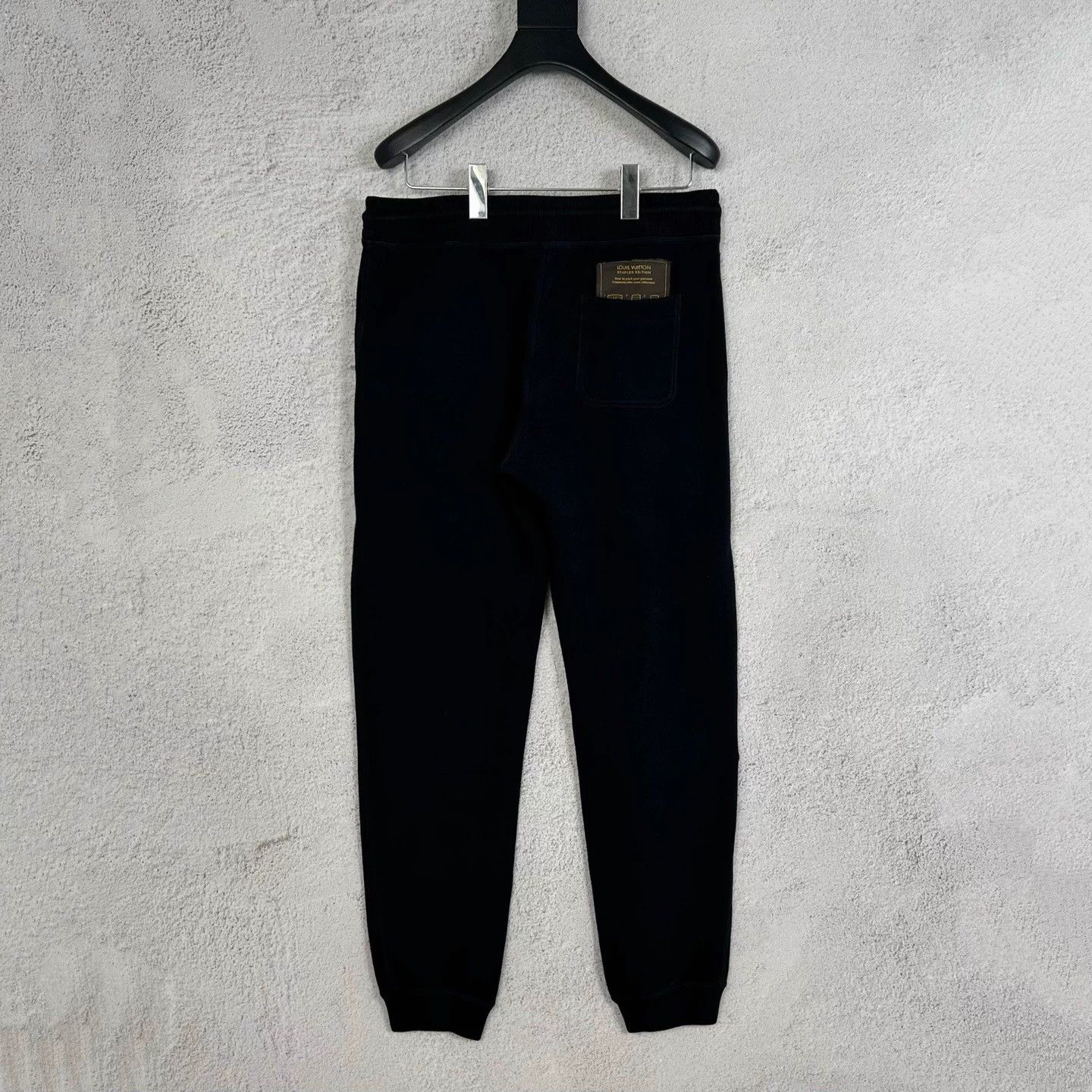 Louis Vuitton LV DNA pants Size S 99 New Size US 28 / EU 44 - 2 Thumbnail