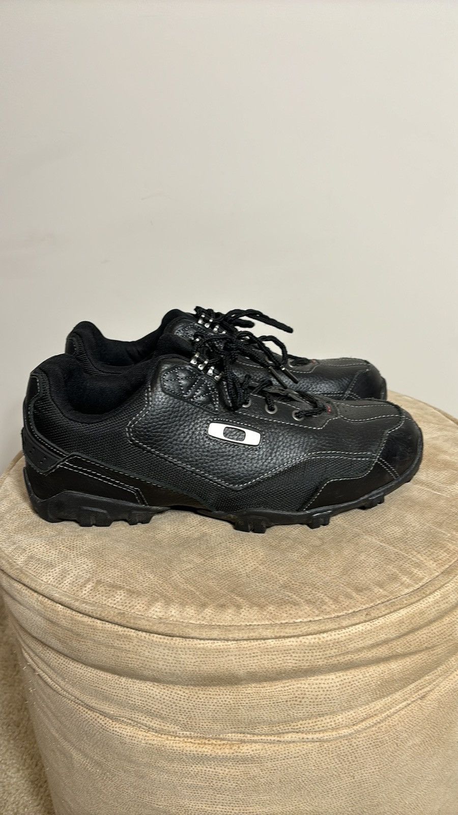 Oakley × Vintage Vintage Oakley Battalion Leather Sneakers  display picture 3