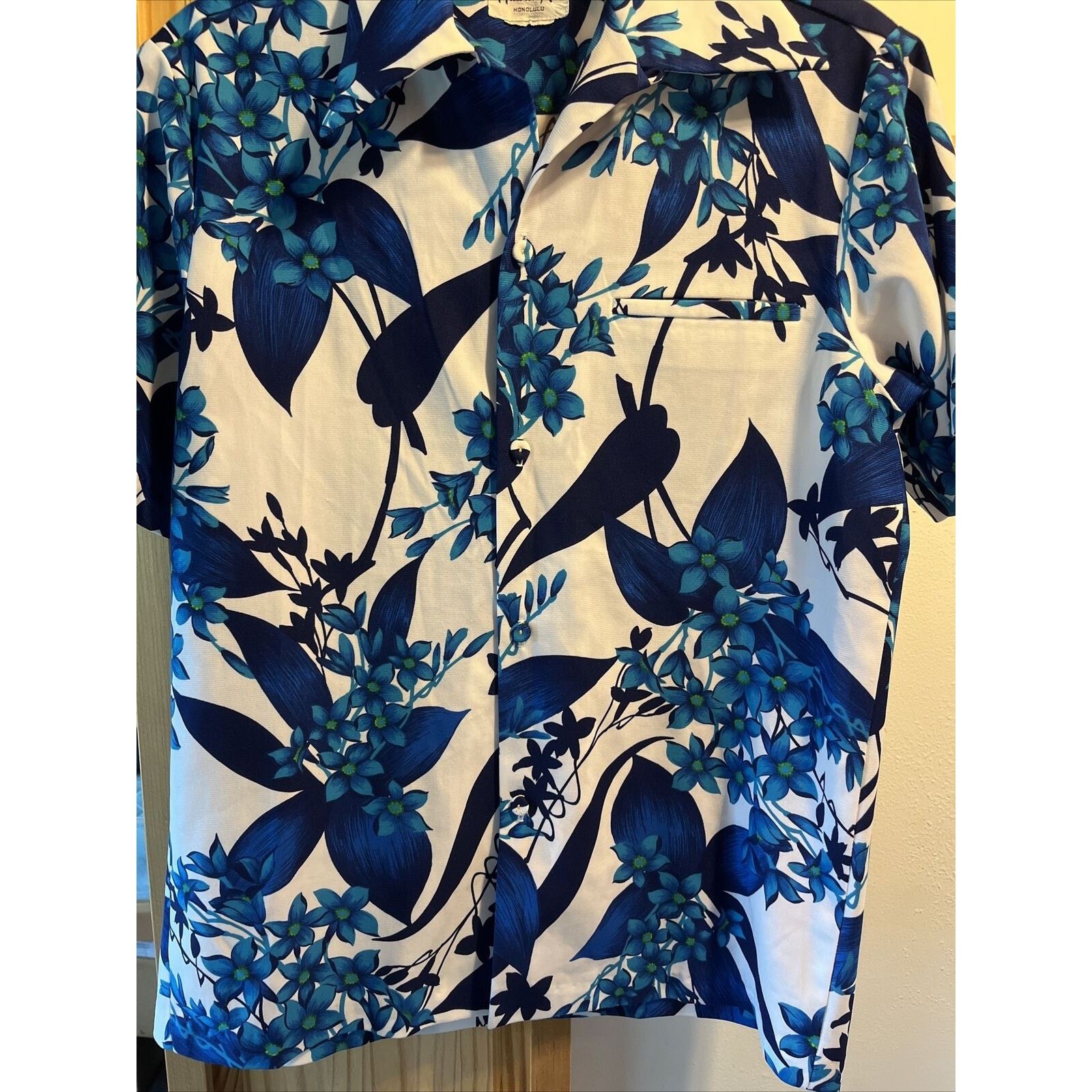 Other Hawaii Nei Honolulu VTG Mens M Blue Polyester Hawaiian Shirt Size US M / EU 48-50 / 2 - 7 Thumbnail