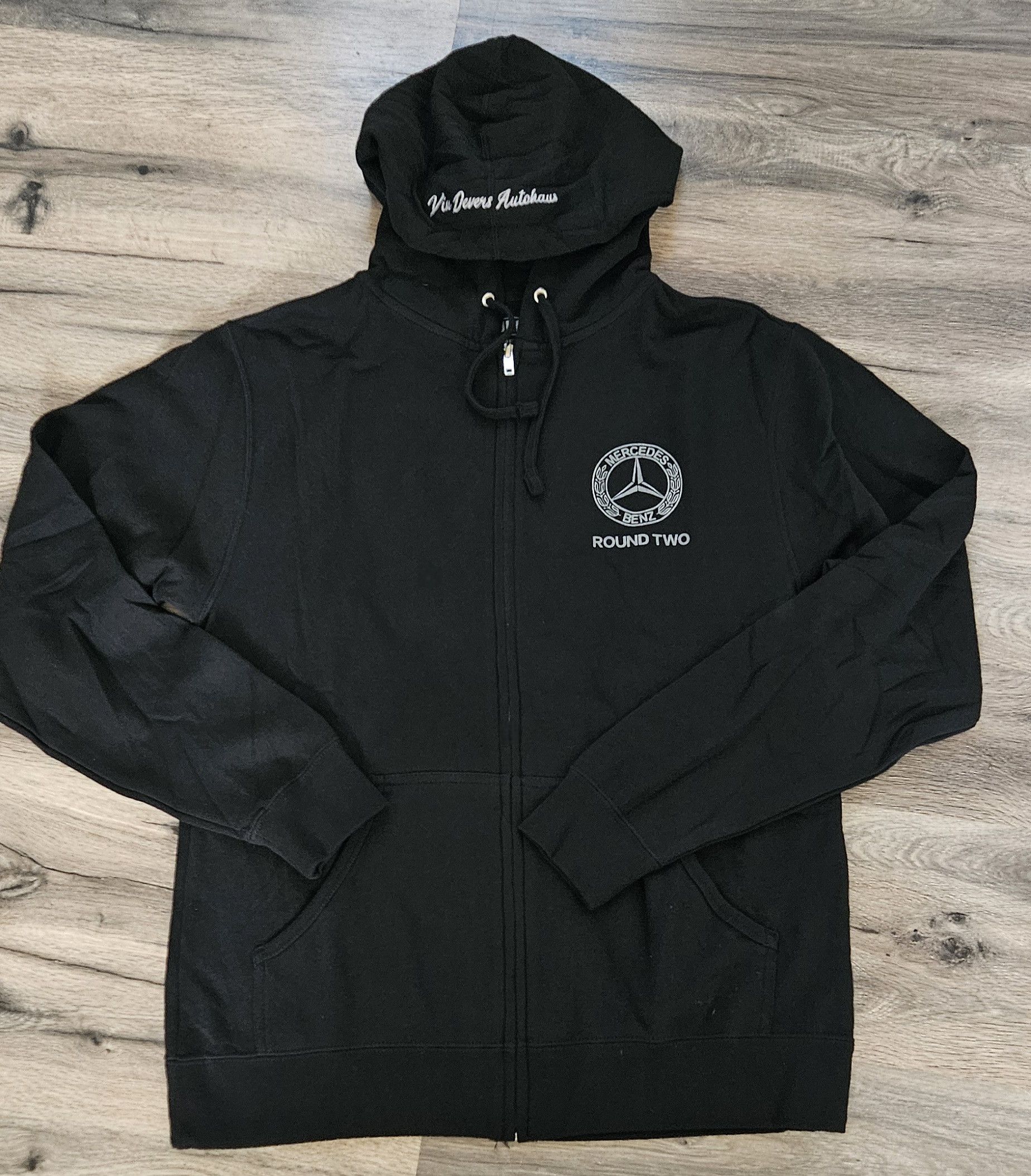Round Two Round Two Mercedes Benz Mens Black Zip Up Hoodie Size Medium Size US M / EU 48-50 / 2 - 1 Thumbnail