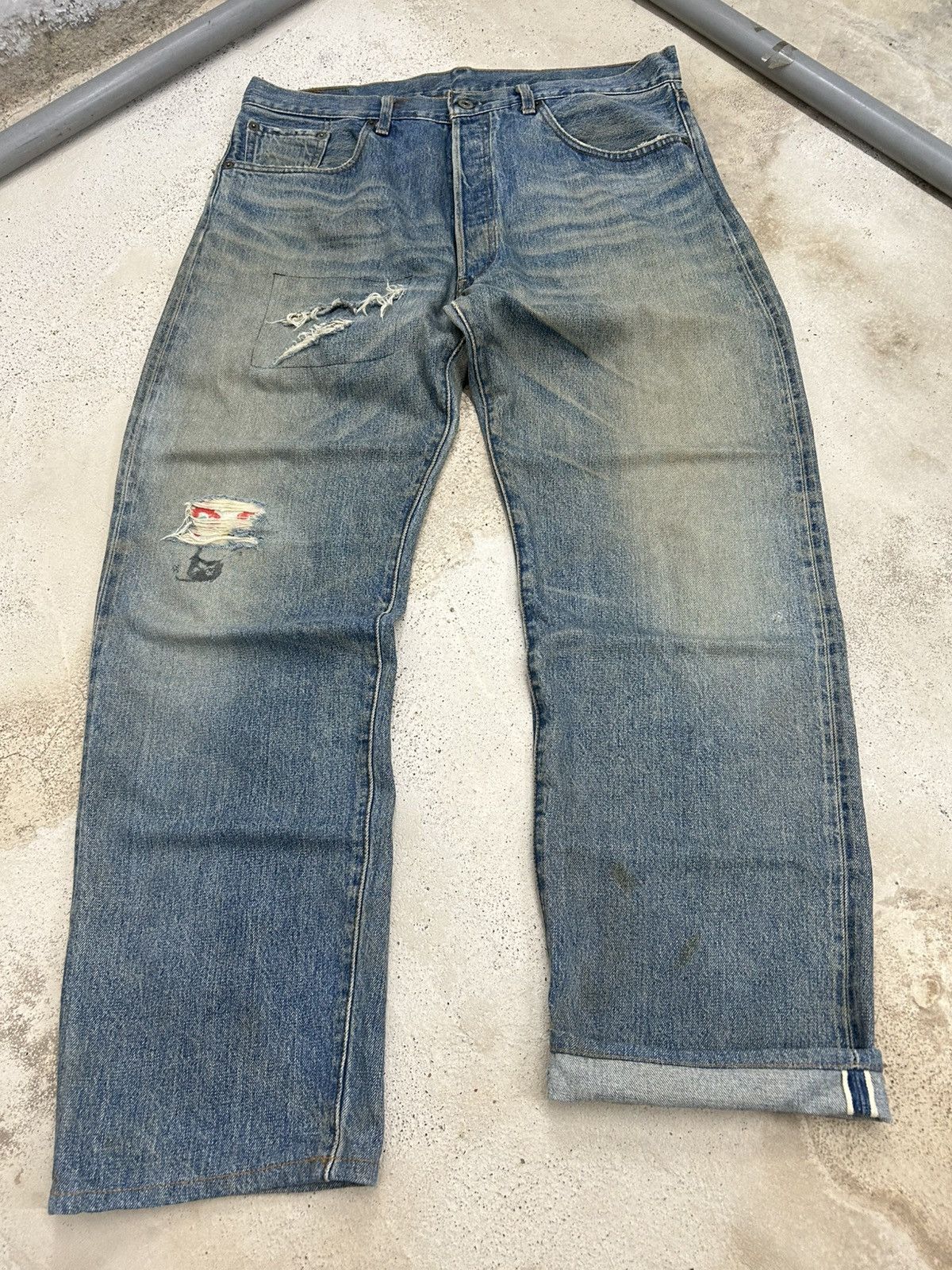 Levi's Vintage Levis 501 Baggy Jeans Selvedge Dirty Washed Size US 34 / EU 50 - 1 Thumbnail