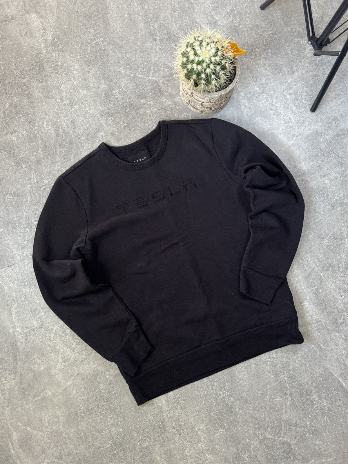 Other Sweatshirt with embroidered Tesla logo Size US L / EU 52-54 / 3 - 1 Thumbnail