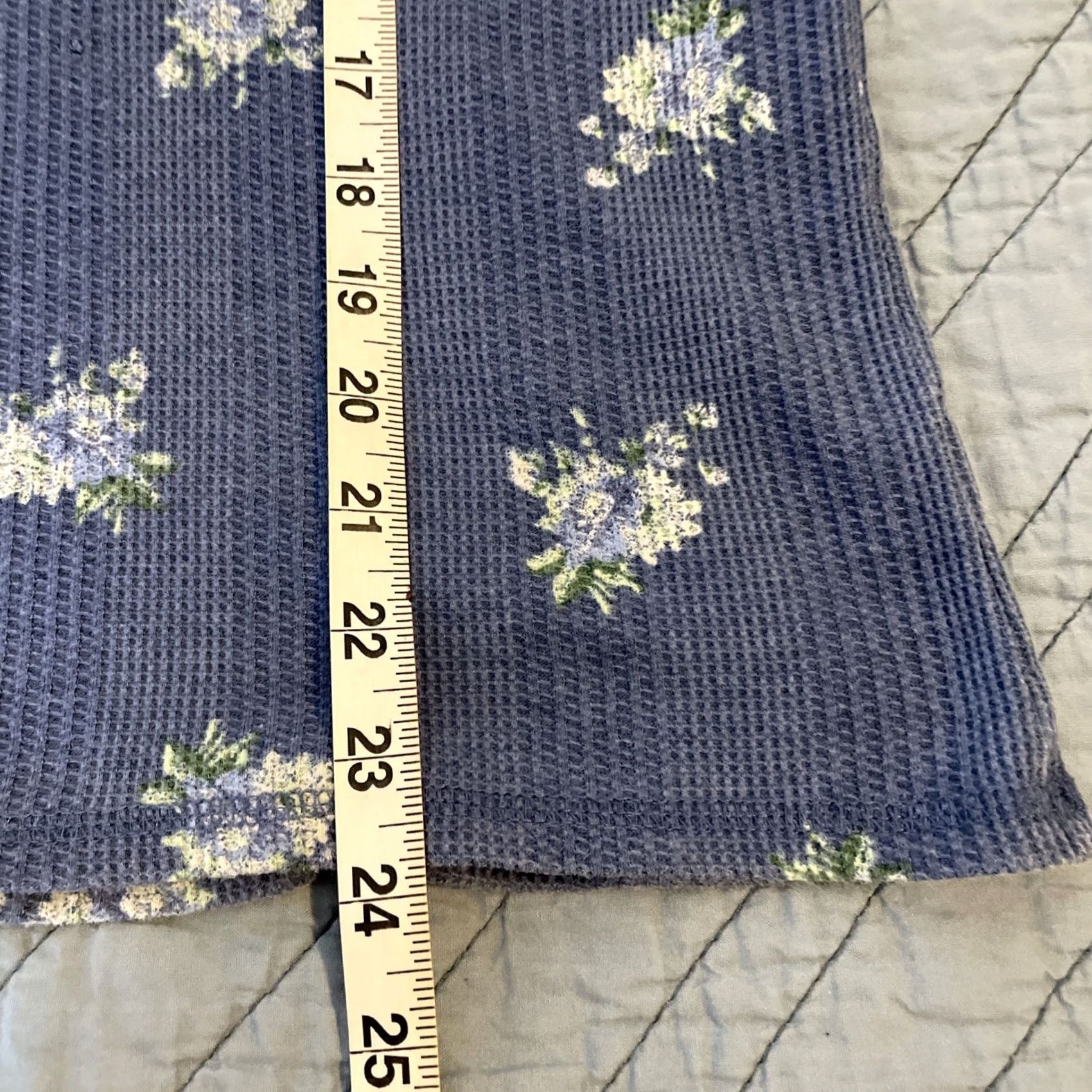 Vintage Aerie Blue Floral Waffle Knit Henley Long Sleeve Shirt Women’s M Stretch Size M / US 6-8 / IT 42-44 - 7 Thumbnail
