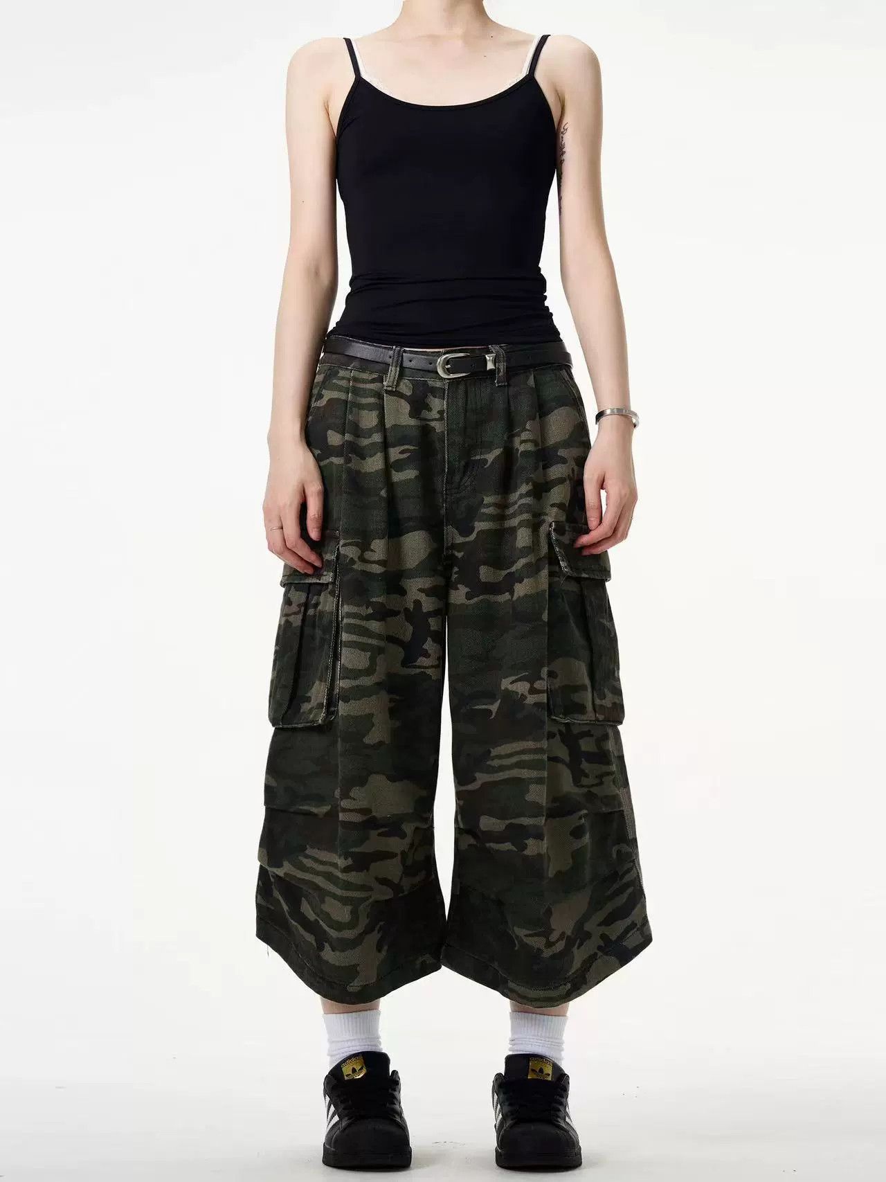 Vintage Street retro men's loose straight camouflage work shorts Size US 32 / EU 48 - 1 Thumbnail